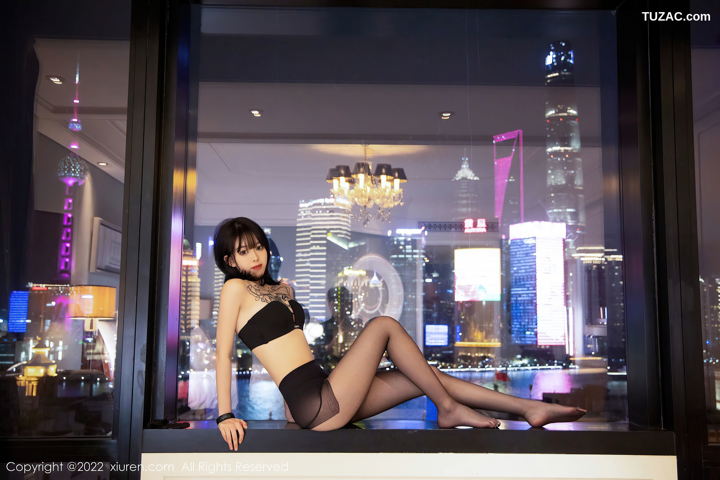 XiuRen秀人网-4754-奶瓶-言沫-性感黑色内衣黑丝裤袜-2022.03.22