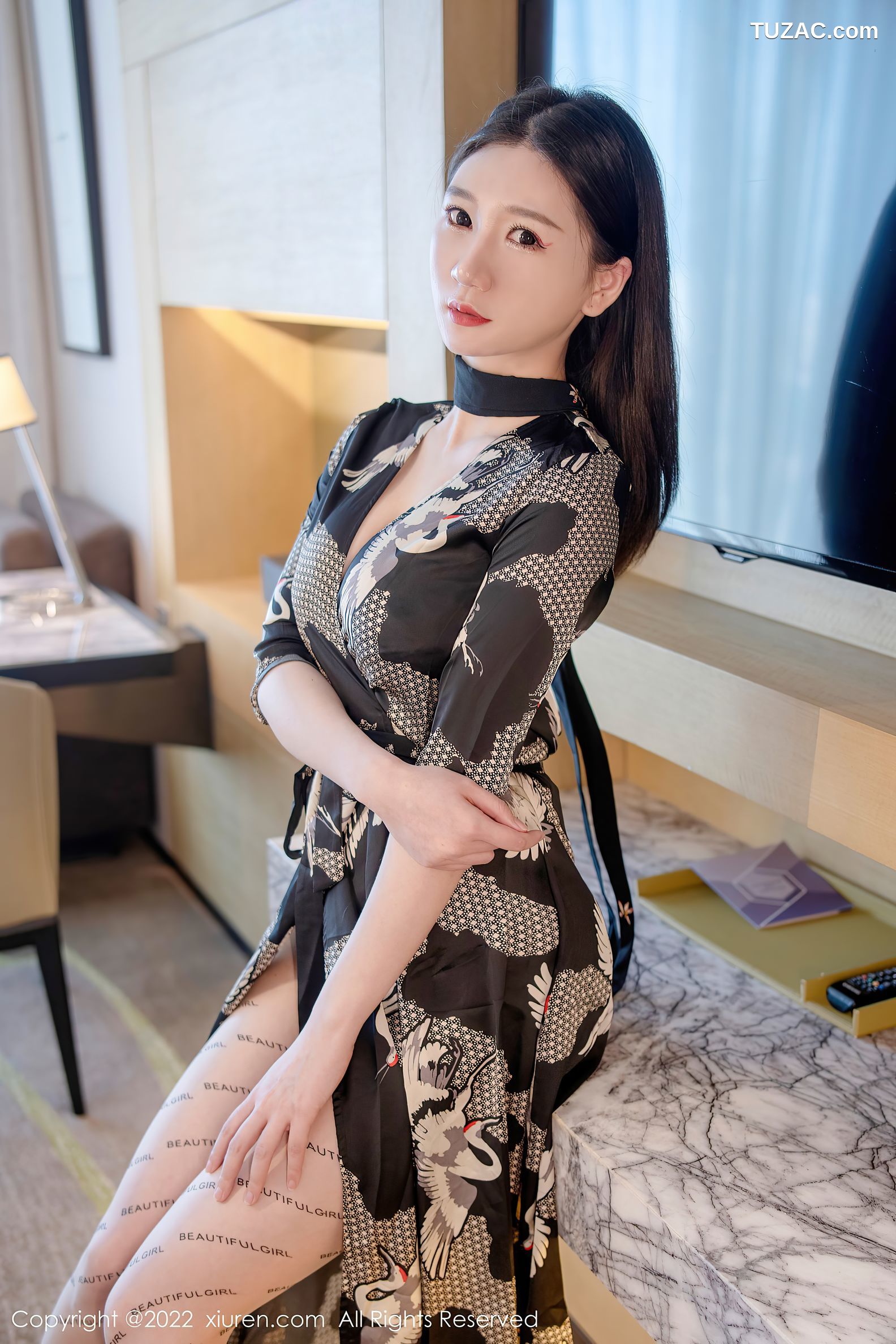 XiuRen秀人网-4759-顾乔楠Cora-性感内衣超薄肉丝-2022.03.23
