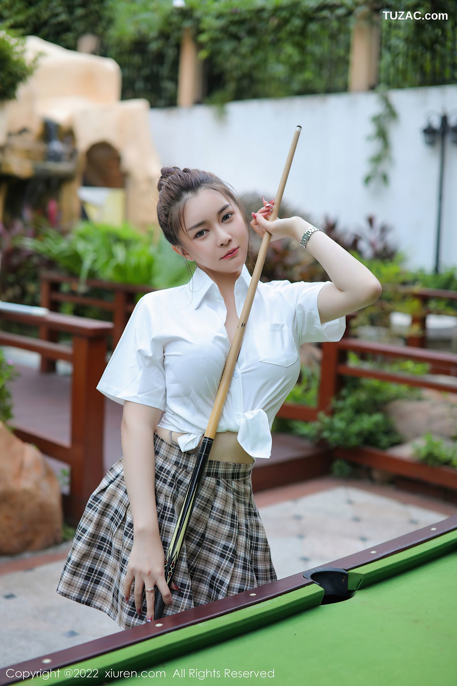 XiuRen秀人网-4786-凯竹姐姐-绿色长裙黑丝裤袜-性感白T恤格子裙-2022.03.29