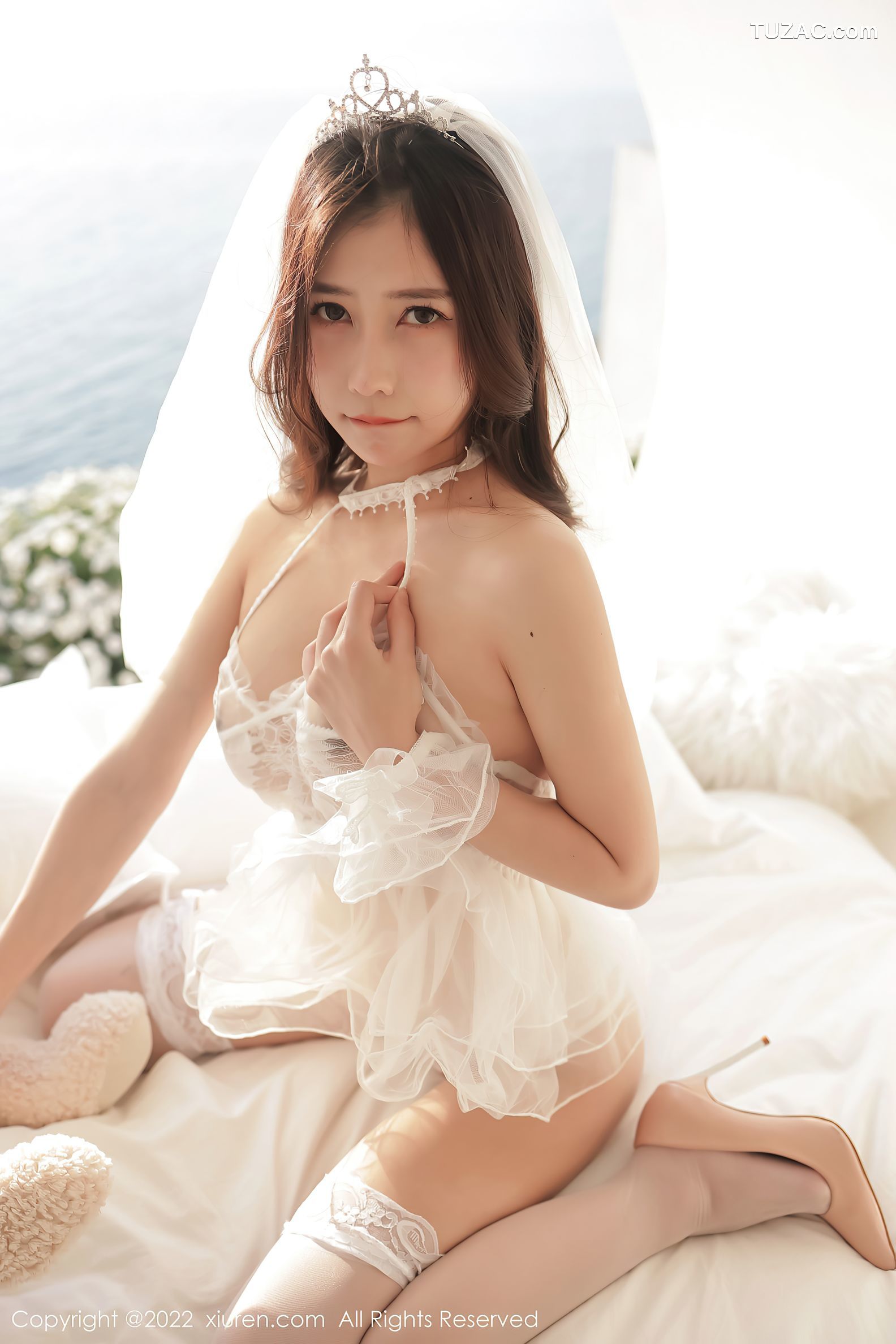XiuRen秀人网-4795-尹甜甜-大理旅拍性感白色薄透婚纱-2022.03.30
