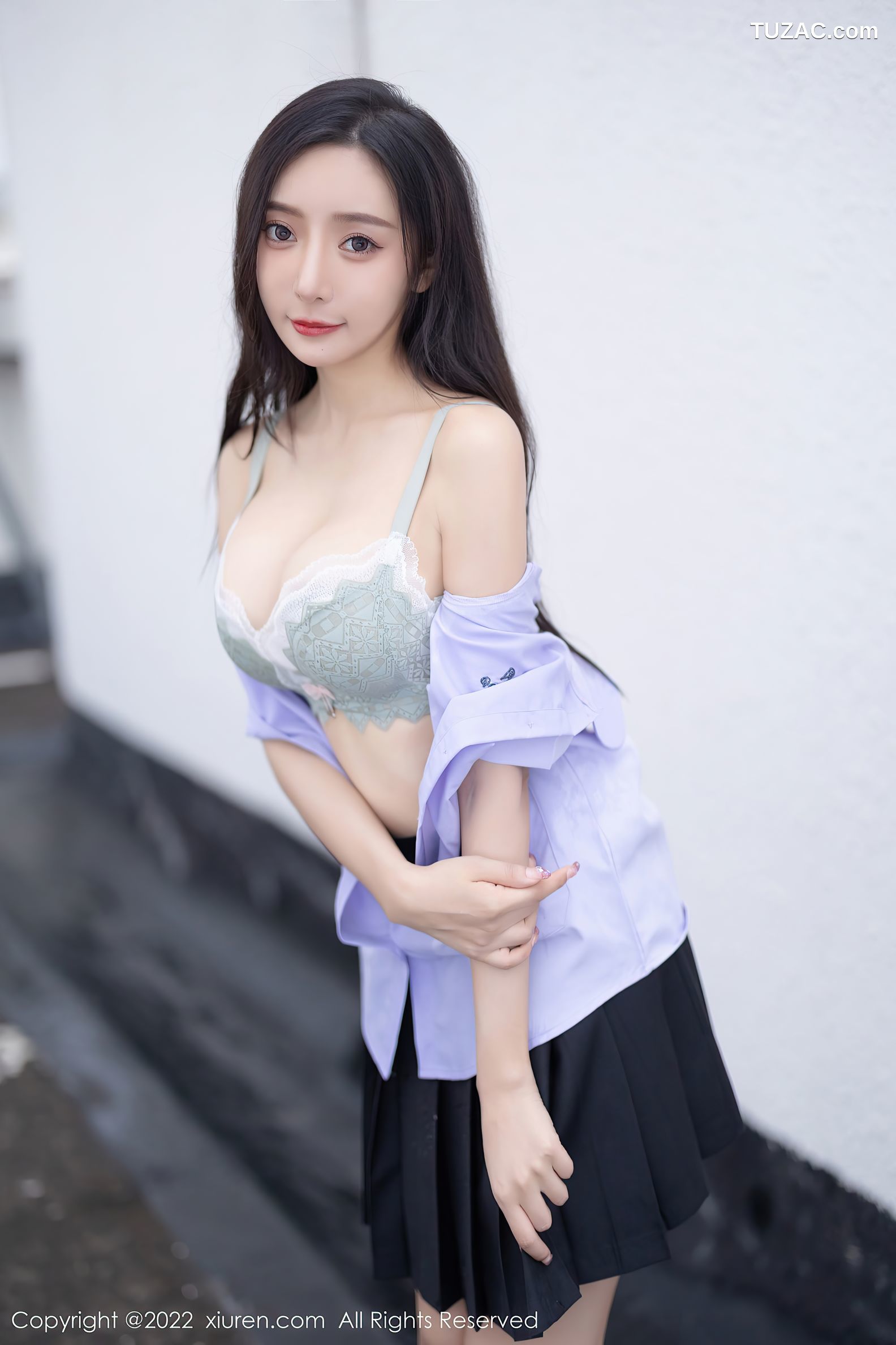 XiuRen秀人网-4819-王馨瑶Yanni-户外性感JK制服蕾丝内衣-2022.04.02