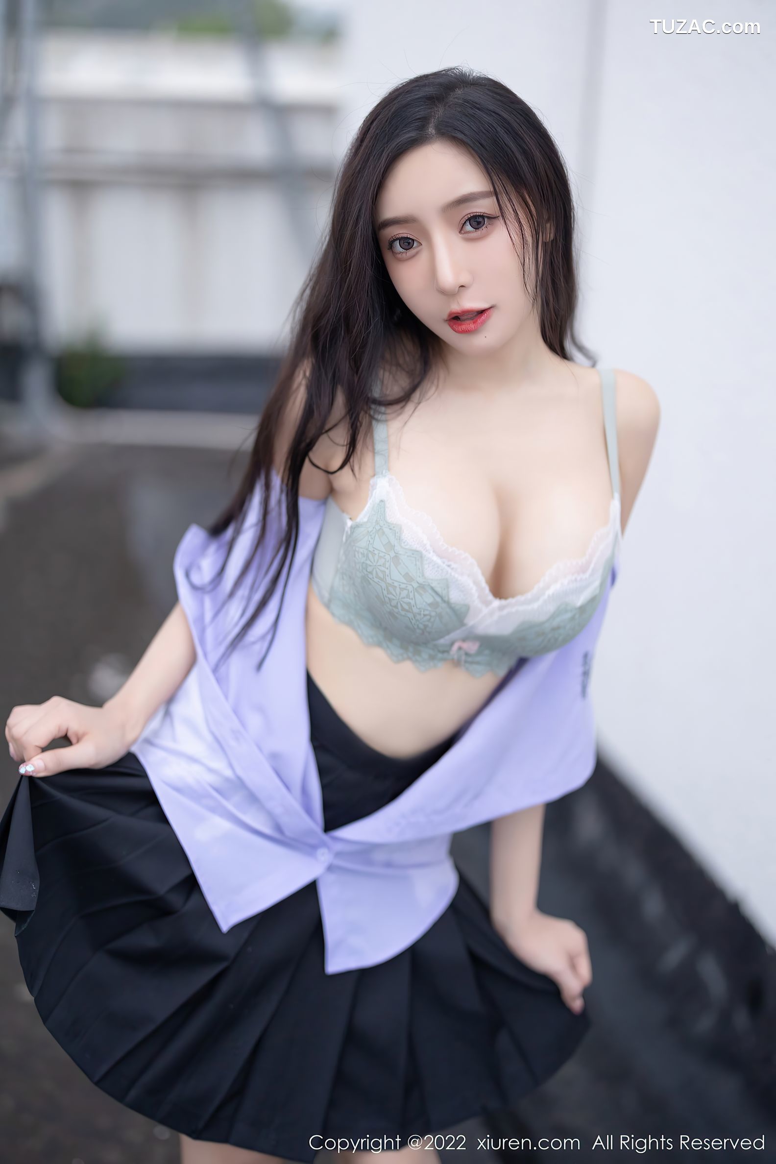 XiuRen秀人网-4819-王馨瑶Yanni-户外性感JK制服蕾丝内衣-2022.04.02
