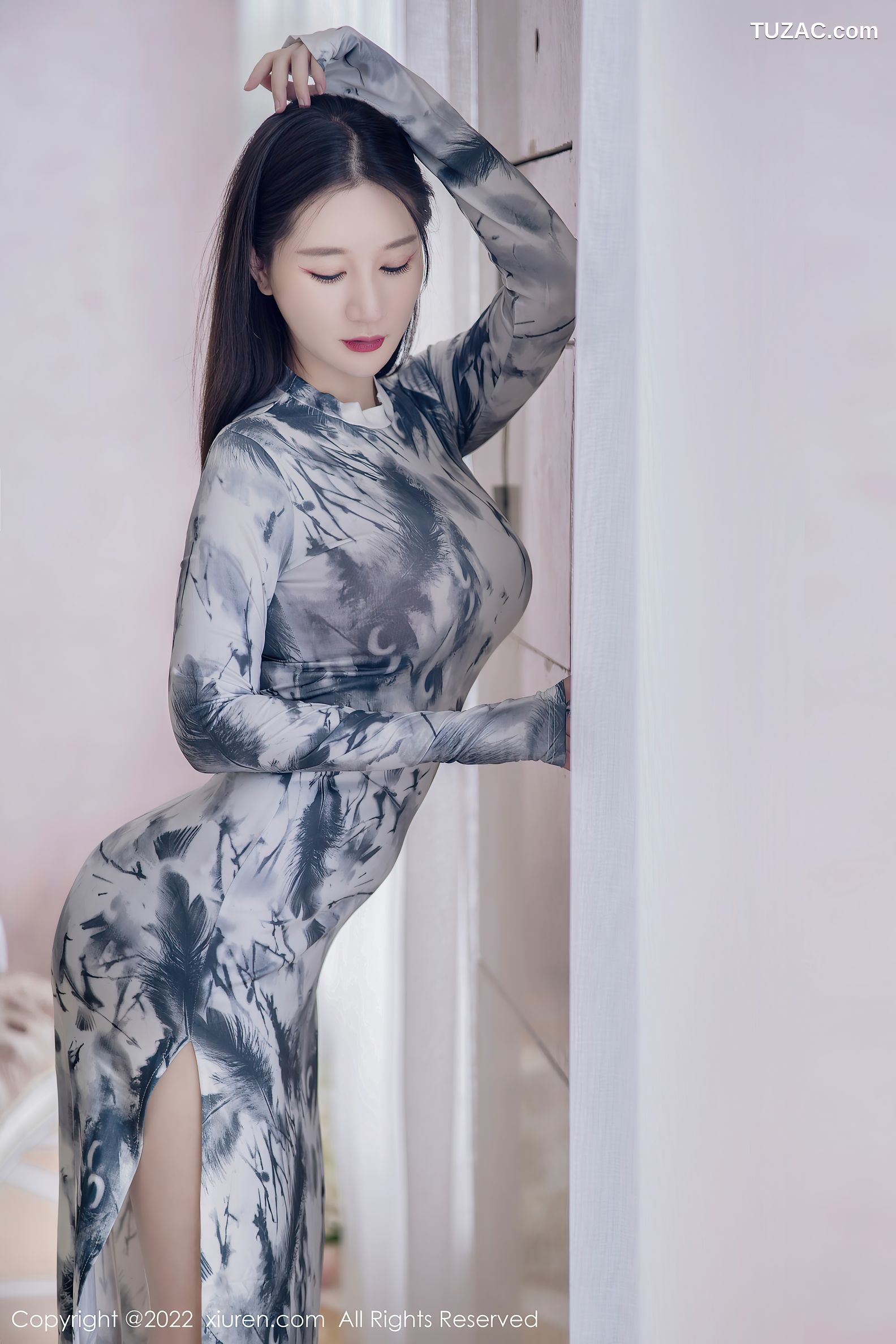 XiuRen秀人网-4823-顾乔楠Cora-粉色内衣超薄肉丝-2022.04.06