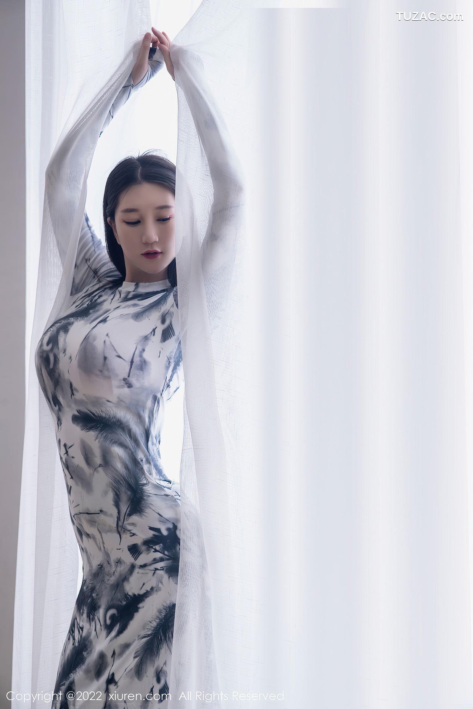 XiuRen秀人网-4823-顾乔楠Cora-粉色内衣超薄肉丝-2022.04.06