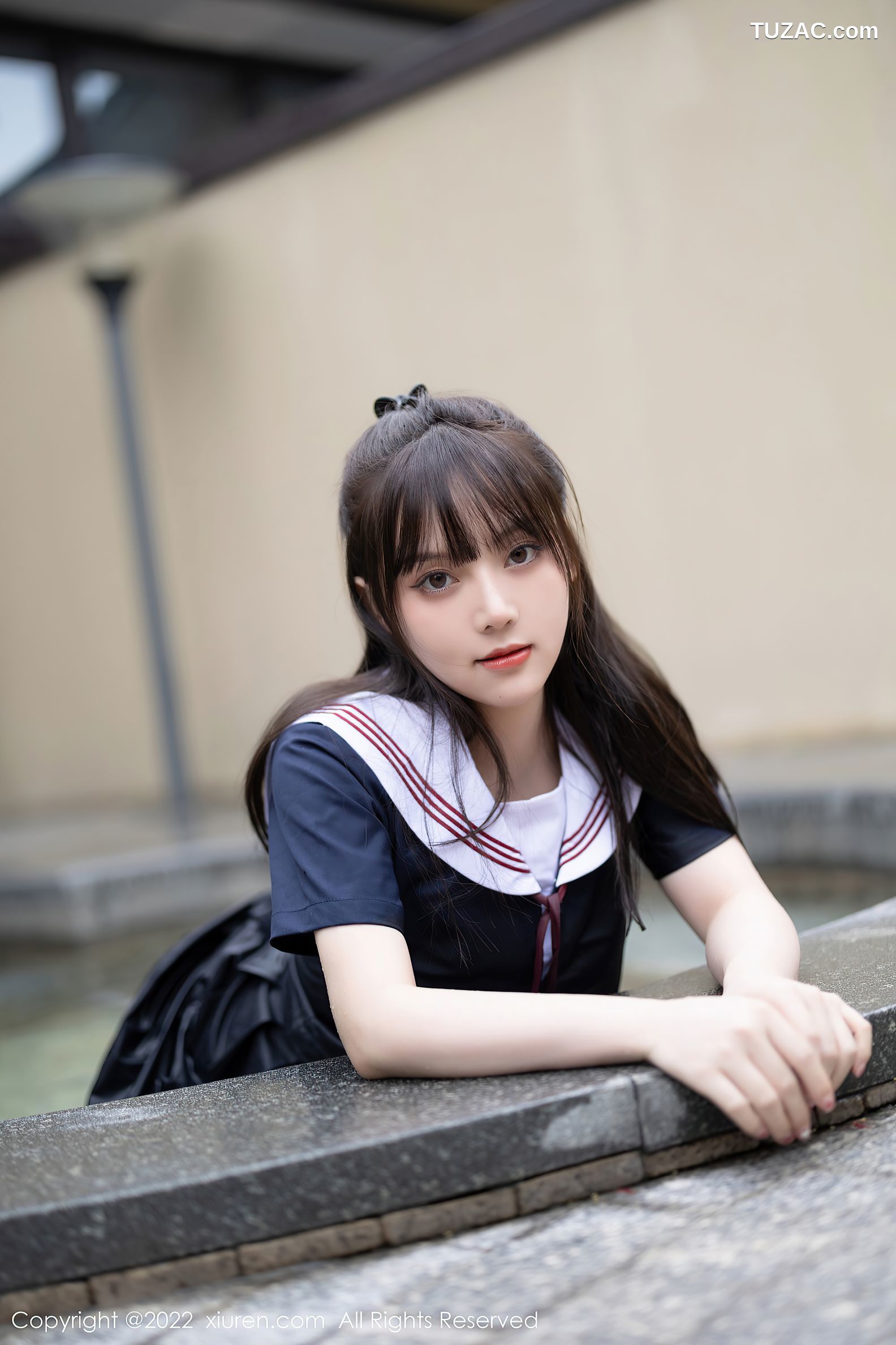 XiuRen秀人网-4826-豆瓣酱-性感深蓝色套装超薄黑丝-2022.04.06