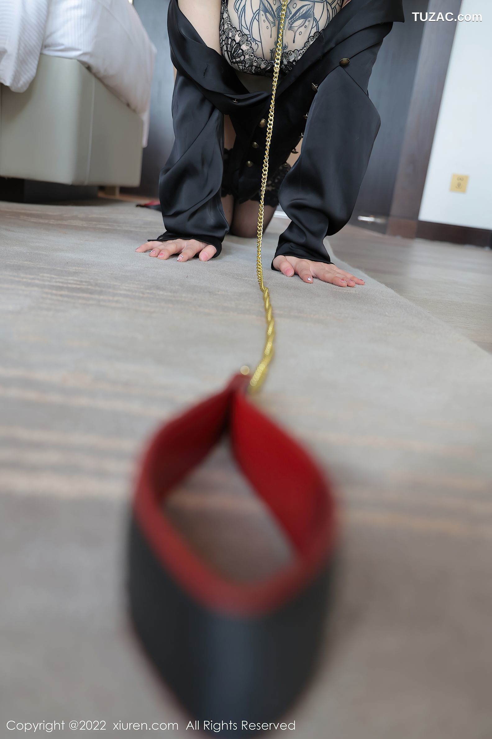 XiuRen秀人网-4927-奶瓶-黑色皮裙性感蕾丝内衣蕾丝袜-2022.04.26