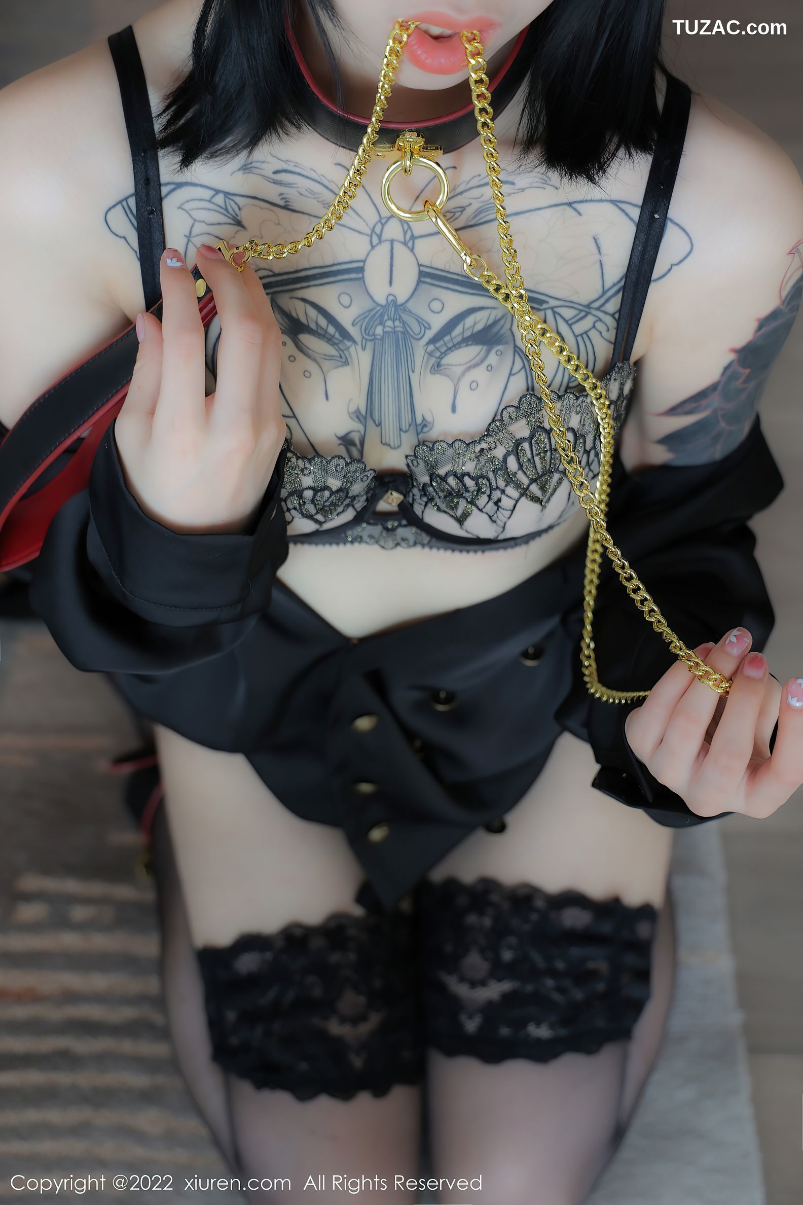 XiuRen秀人网-4927-奶瓶-黑色皮裙性感蕾丝内衣蕾丝袜-2022.04.26