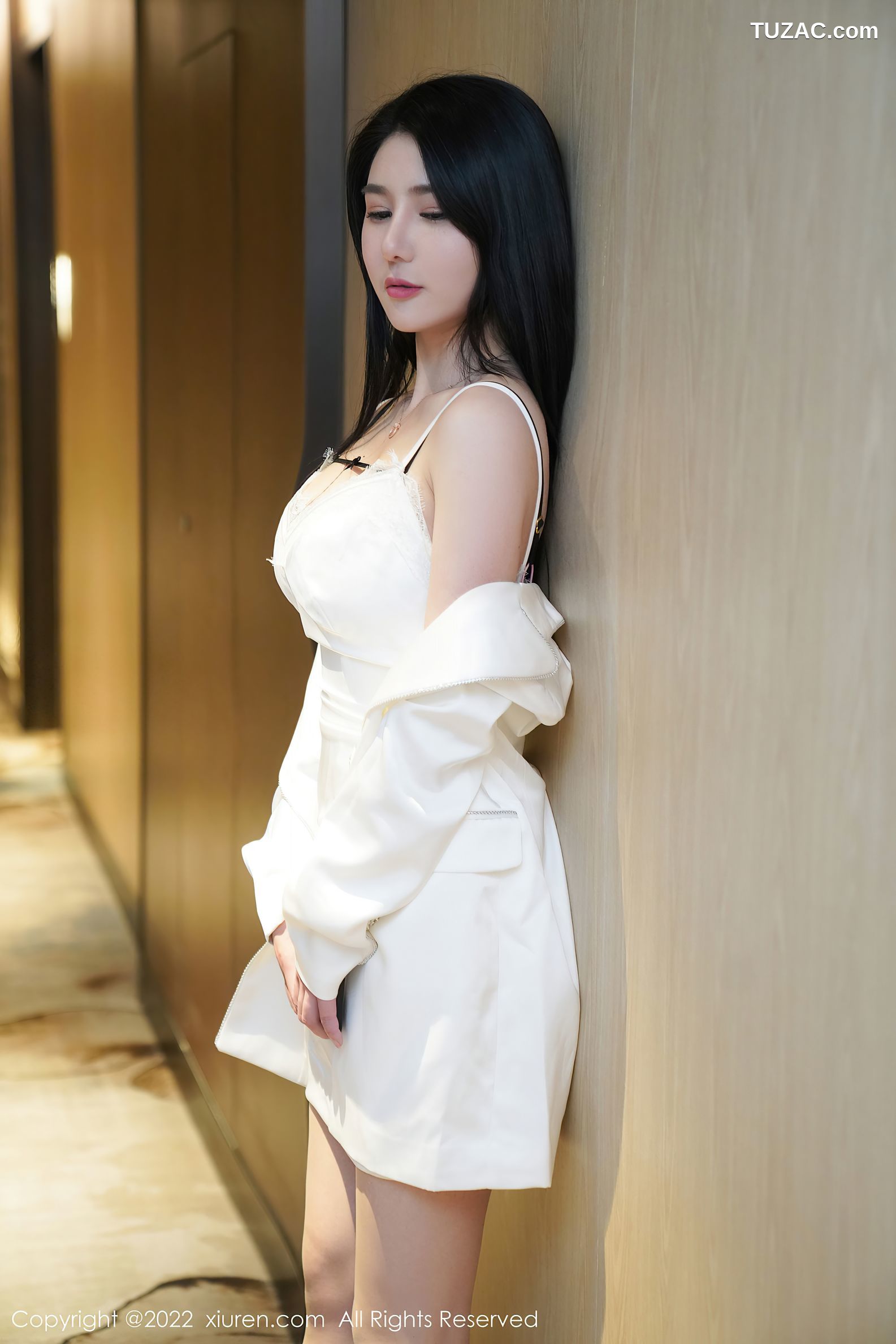 XiuRen秀人网-4991-Fairy如歌-性感白色职业装黑色内衣超薄肉丝-2022.05.11