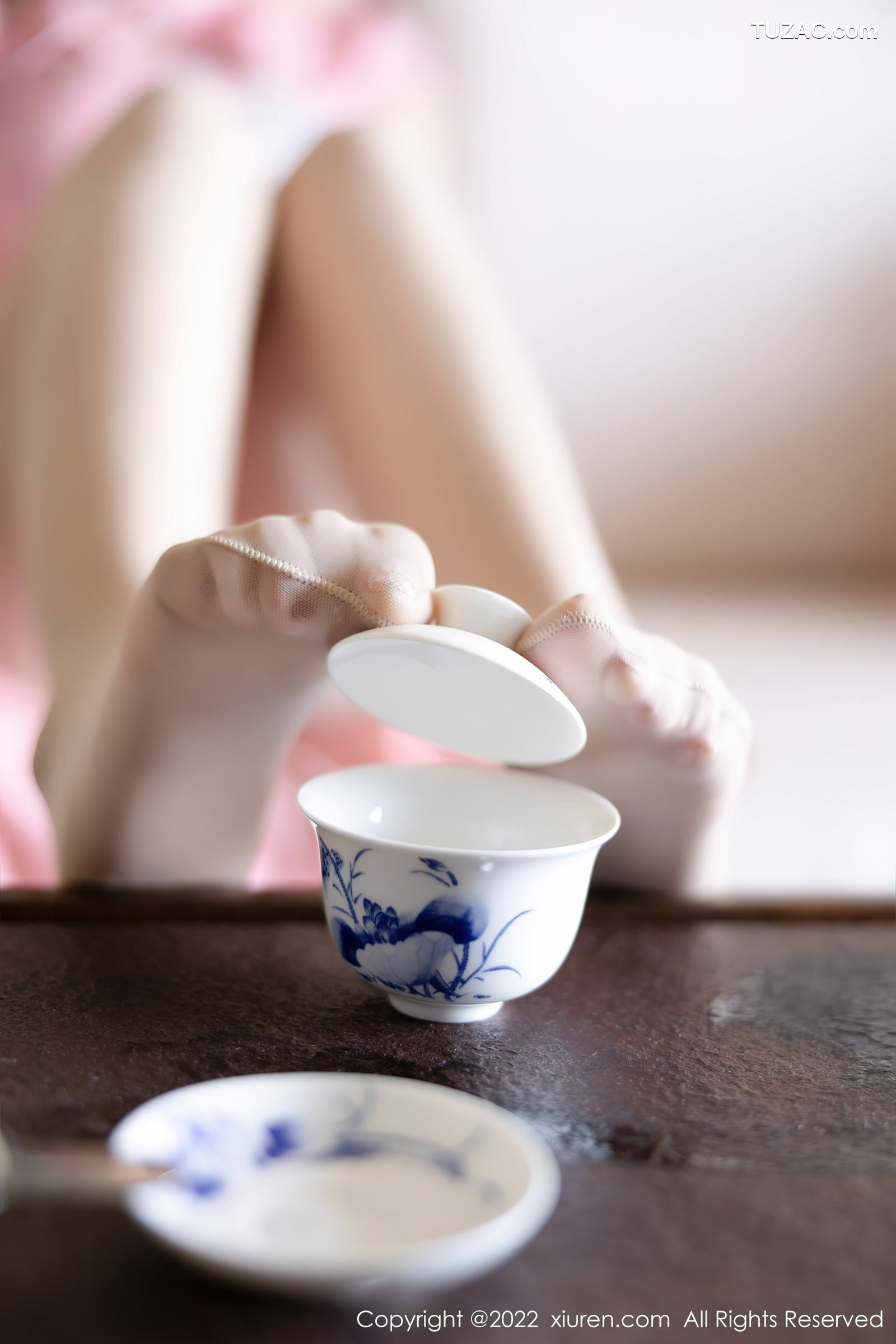 XiuRen-No.5007-王馨瑶yanni-粉红旗袍白内衣