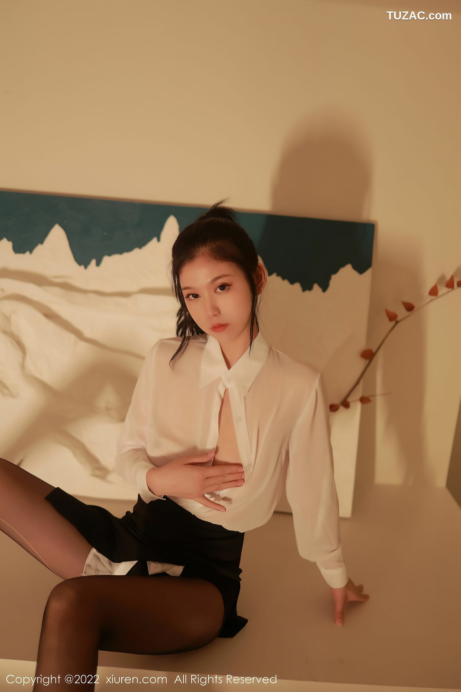 XiuRen-No.5057-李雅柔-白色透视装黑短裙黑丝