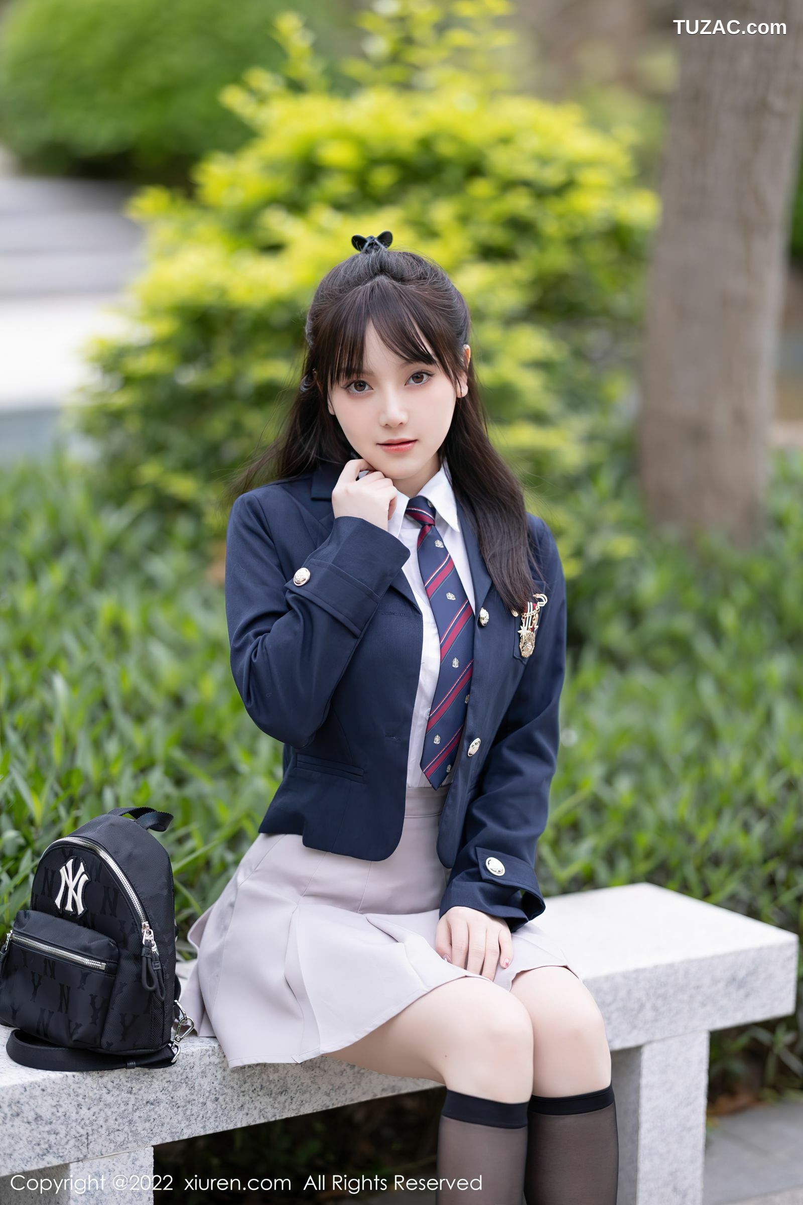 XiuRen-No.5060-豆瓣酱-蓝色制服白T短裙蕾丝黑丝