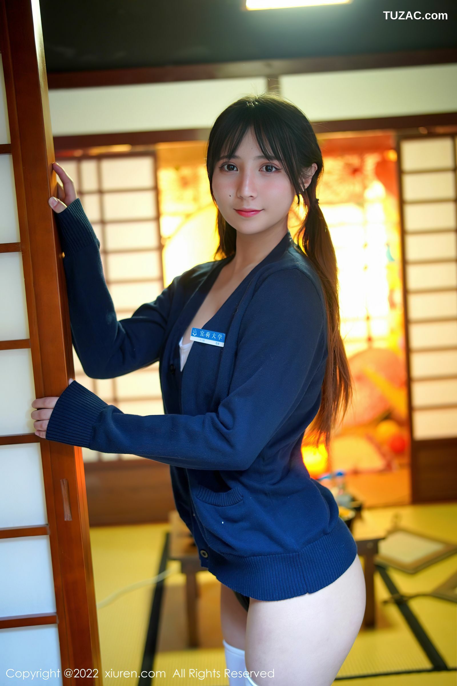 XiuRen-No.5063-久久Aimee-日系居家蓝毛衫白色内衣丝袜