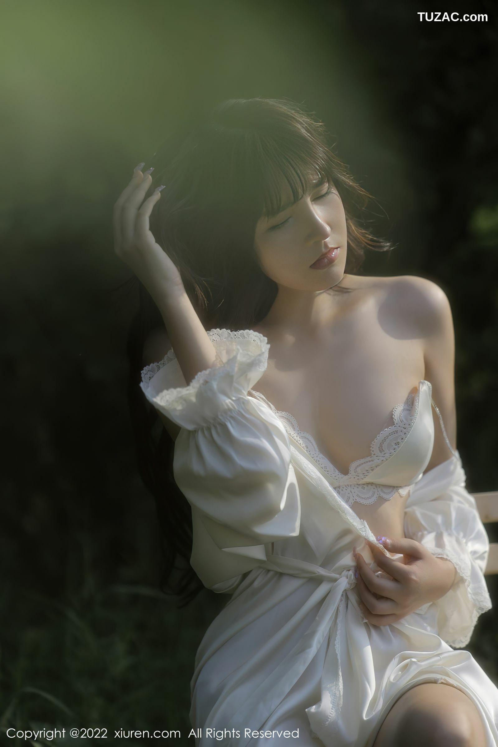 XiuRen-No.5098-许嘉欣-白色轻透衬衫白蕾丝