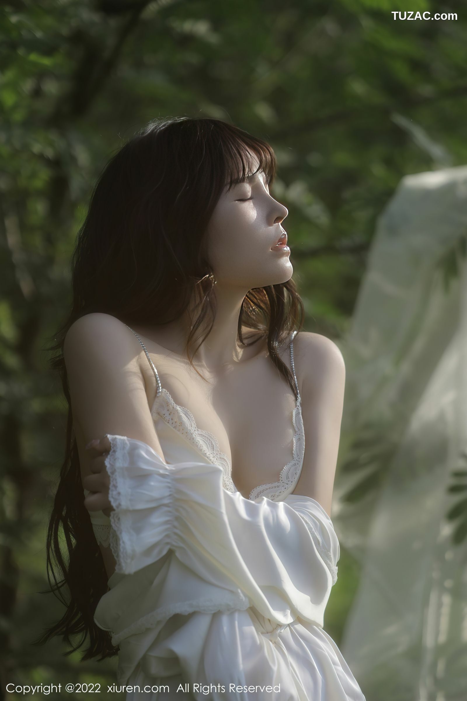 XiuRen-No.5098-许嘉欣-白色轻透衬衫白蕾丝