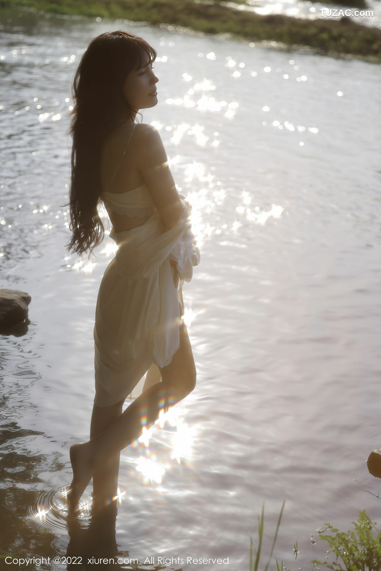 XiuRen-No.5098-许嘉欣-白色轻透衬衫白蕾丝