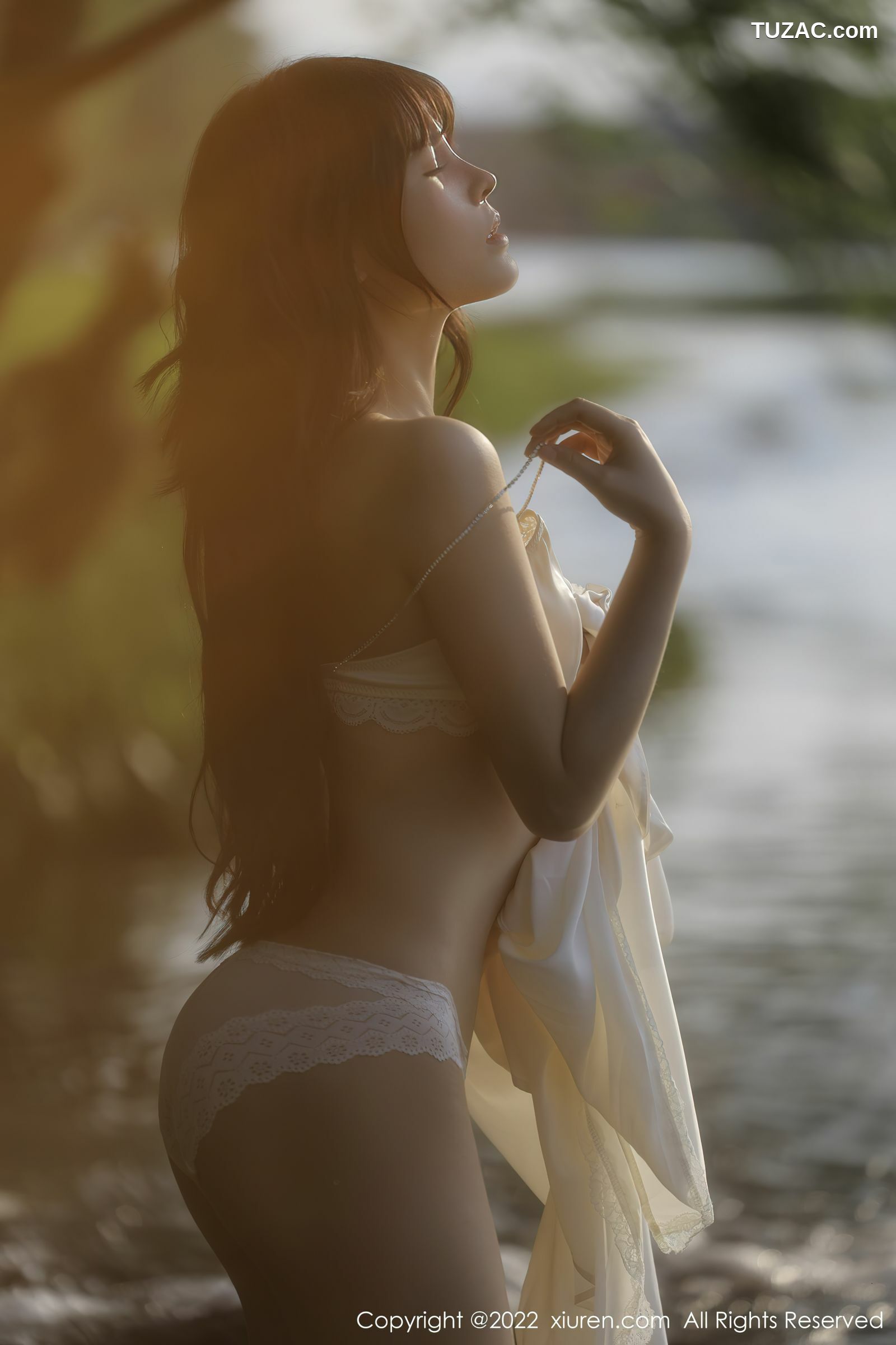 XiuRen-No.5098-许嘉欣-白色轻透衬衫白蕾丝