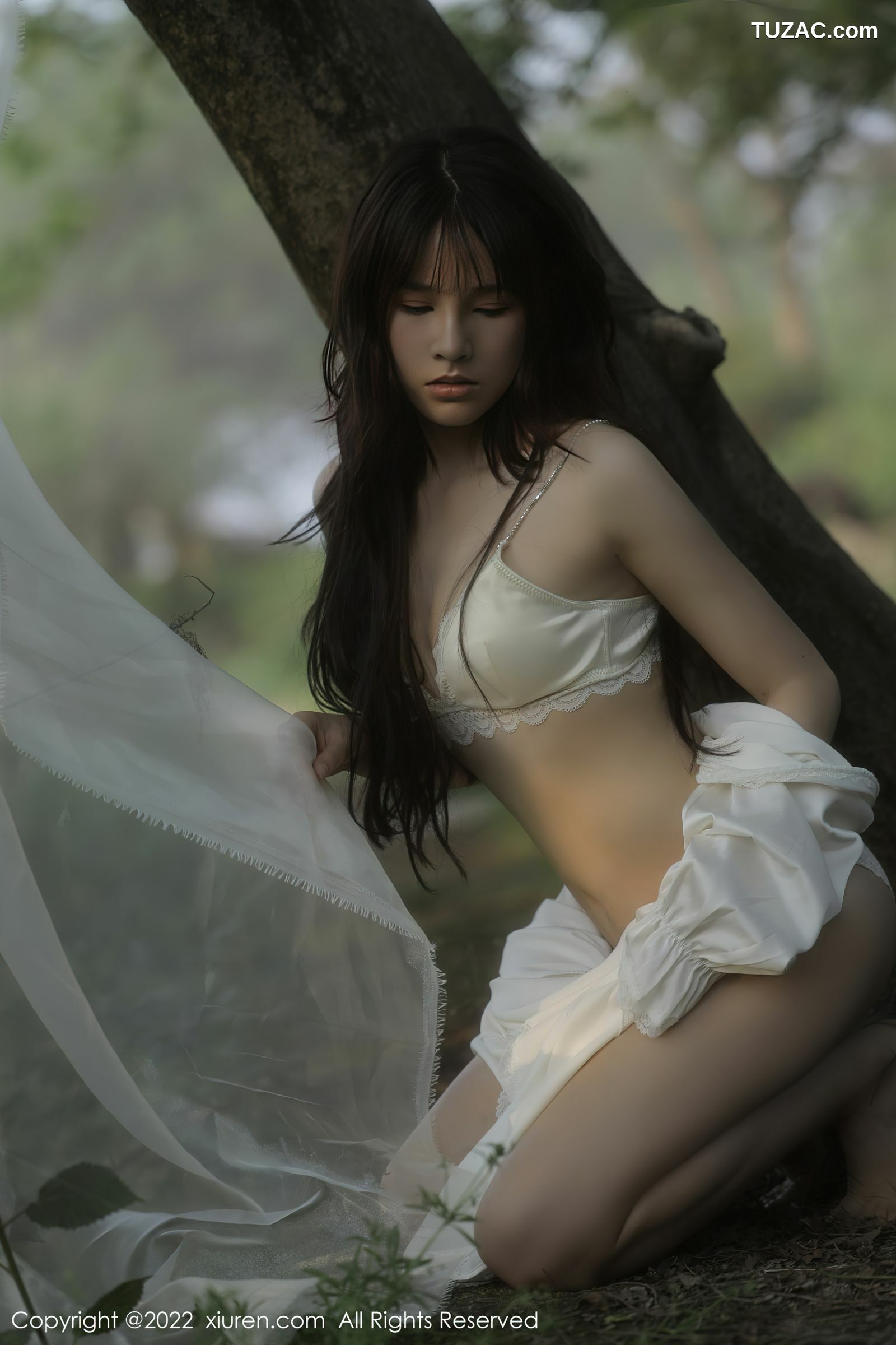 XiuRen-No.5098-许嘉欣-白色轻透衬衫白蕾丝