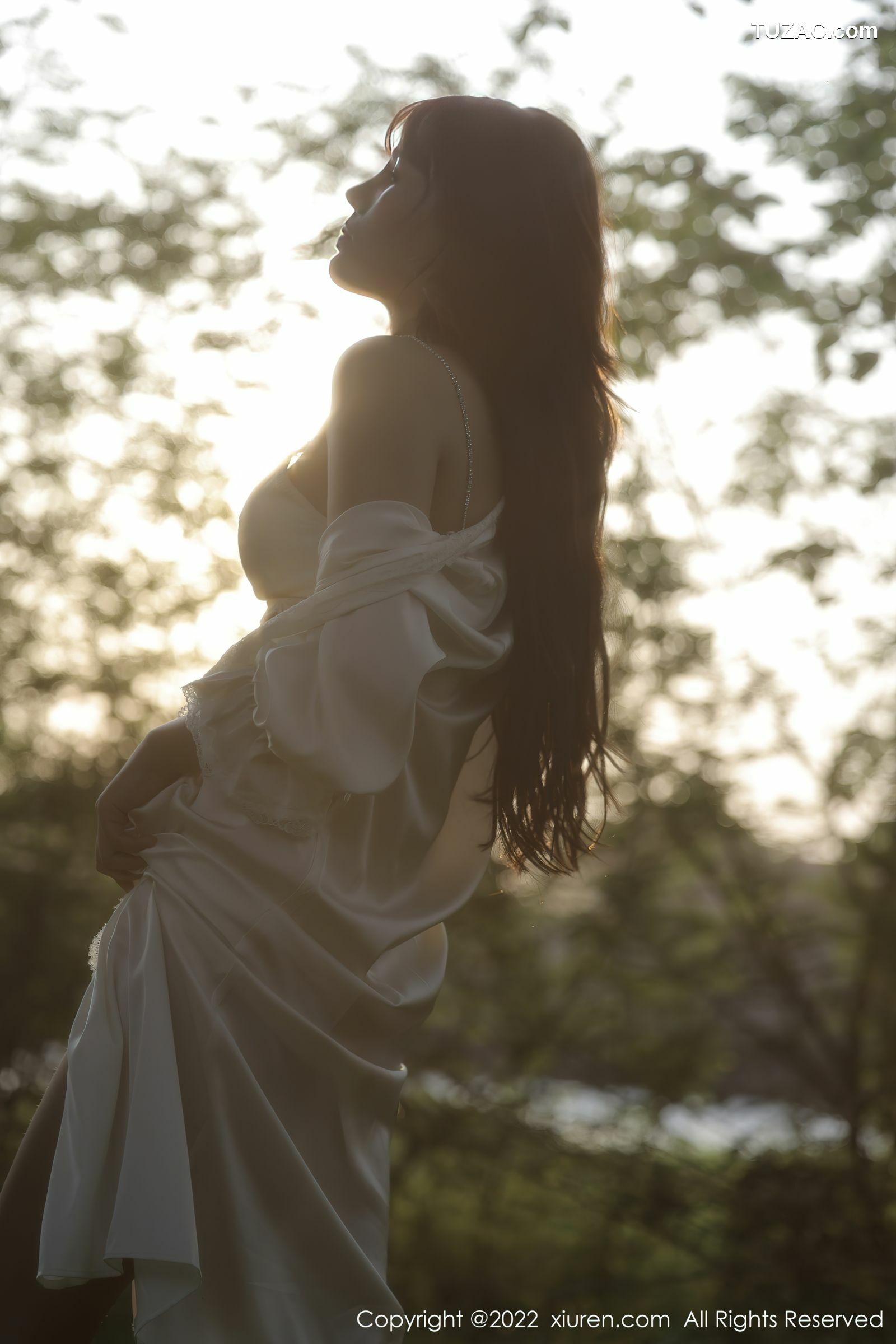 XiuRen-No.5098-许嘉欣-白色轻透衬衫白蕾丝