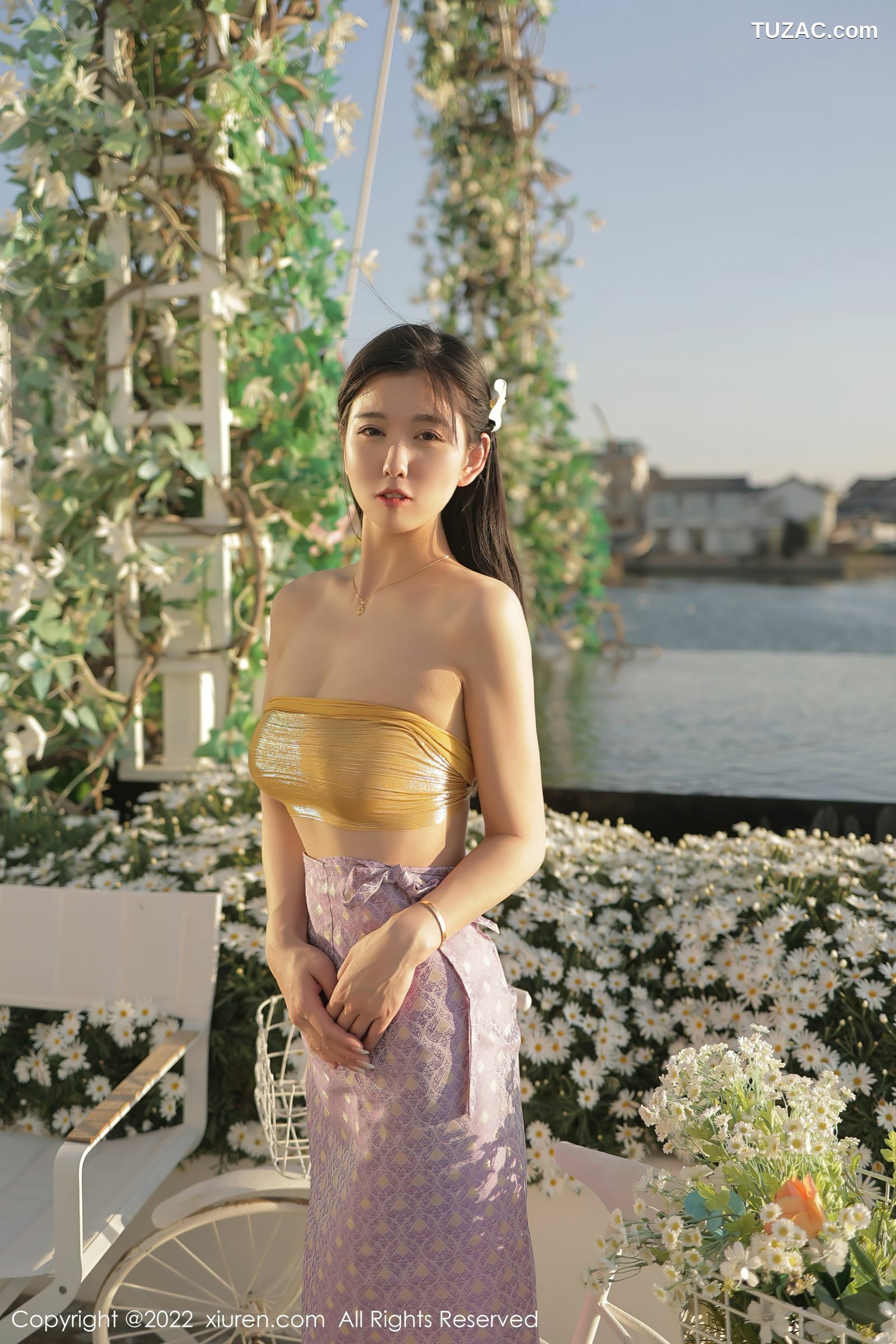 XiuRen-No.5135-李雅柔-黄抹胸淡紫长裙