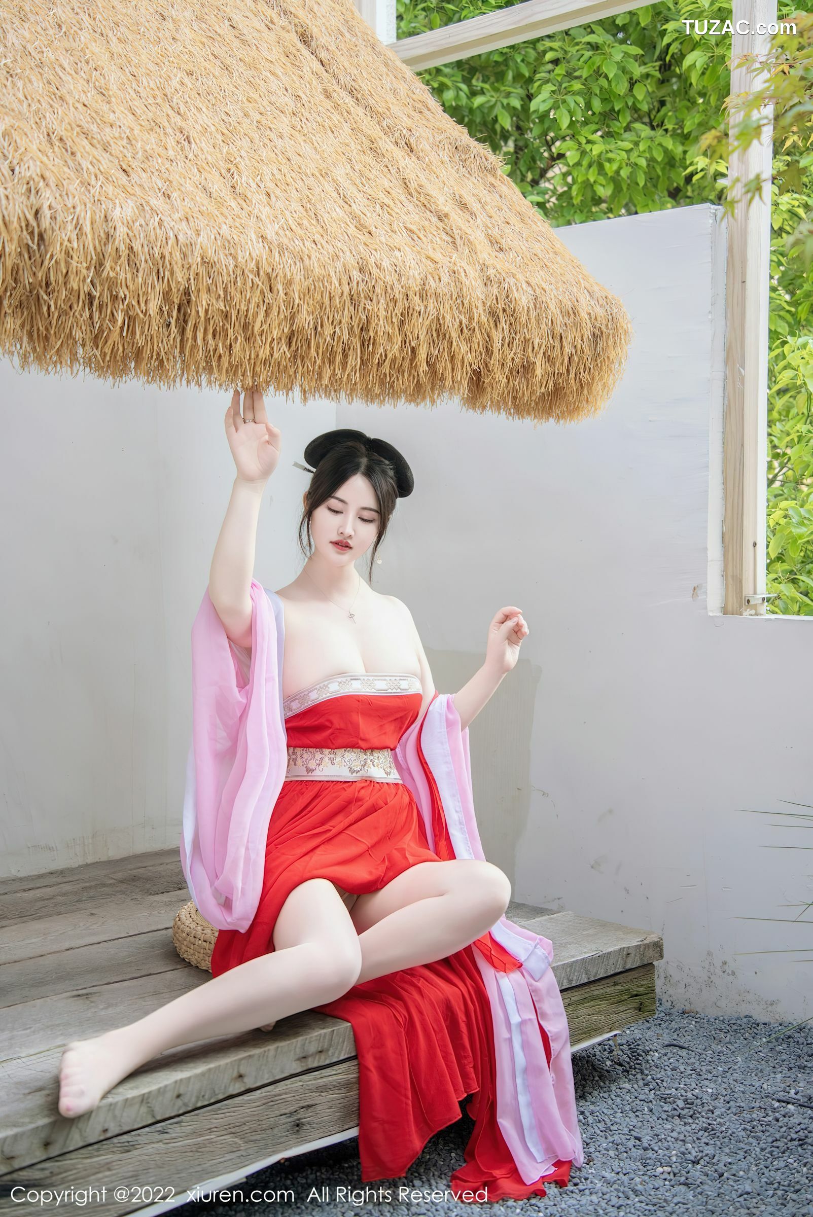 XiuRen-No.5141-诗诗kiki-浅紫色红裙唐装