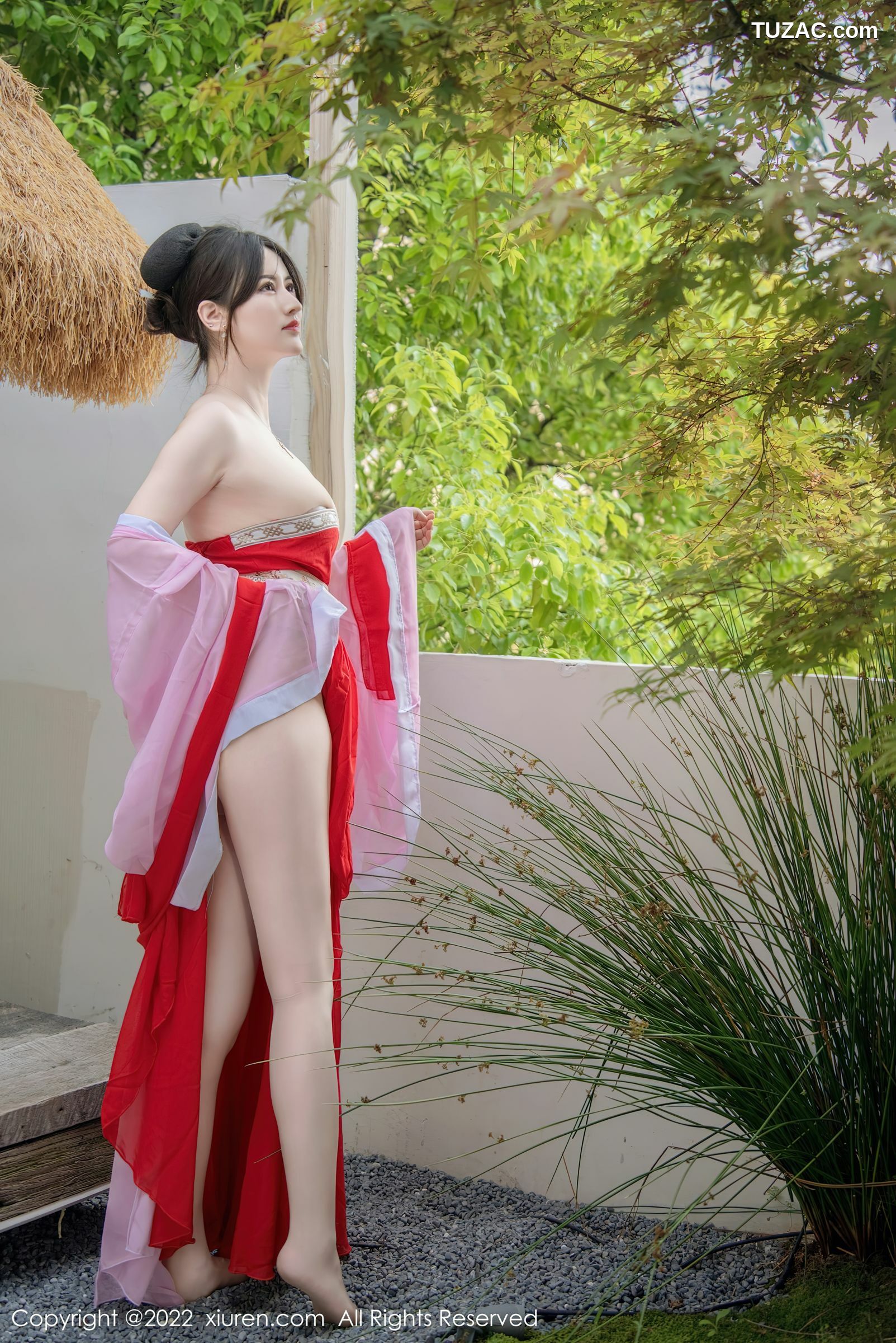 XiuRen-No.5141-诗诗kiki-浅紫色红裙唐装