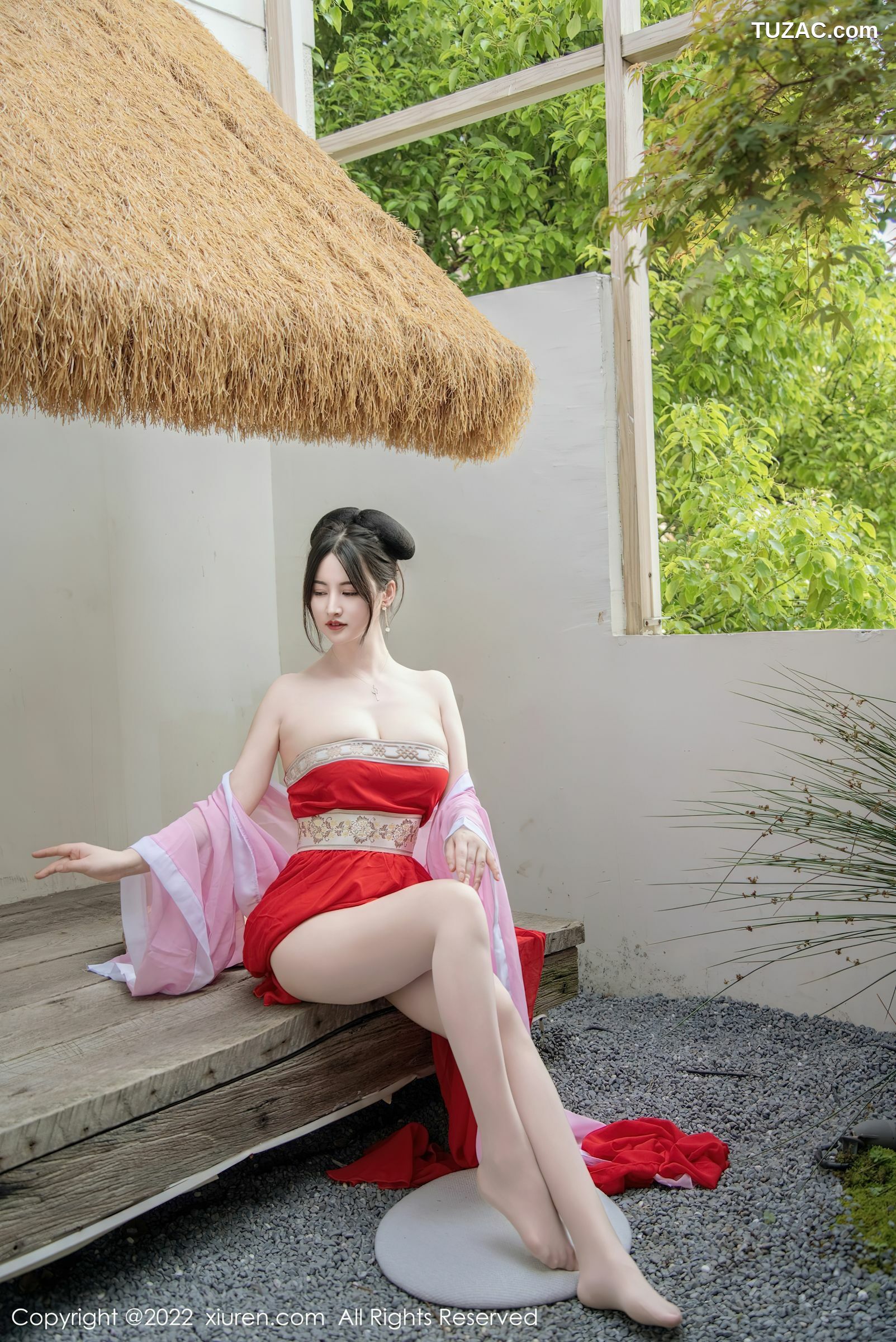 XiuRen-No.5141-诗诗kiki-浅紫色红裙唐装