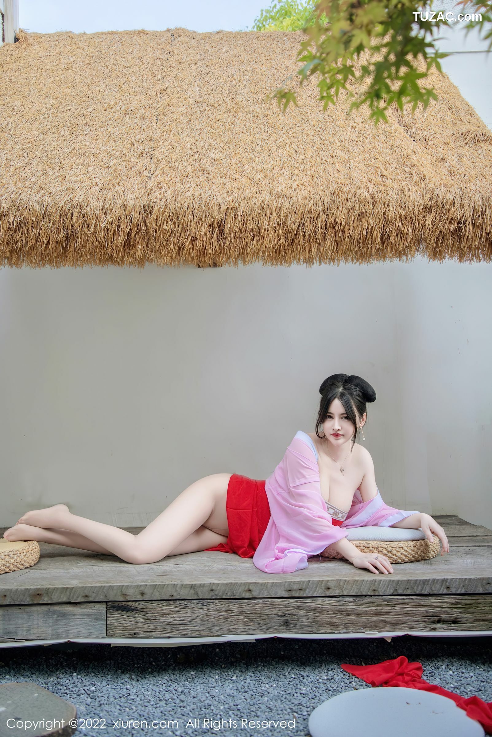 XiuRen-No.5141-诗诗kiki-浅紫色红裙唐装