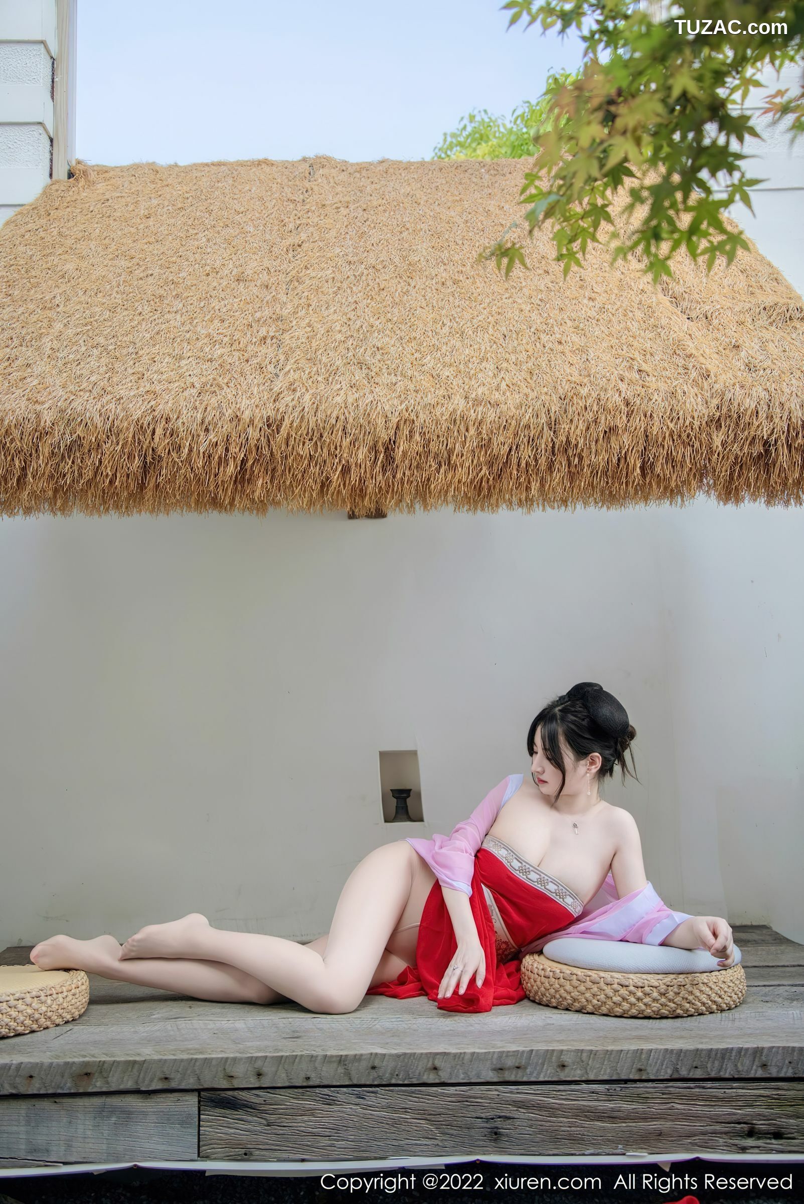 XiuRen-No.5141-诗诗kiki-浅紫色红裙唐装