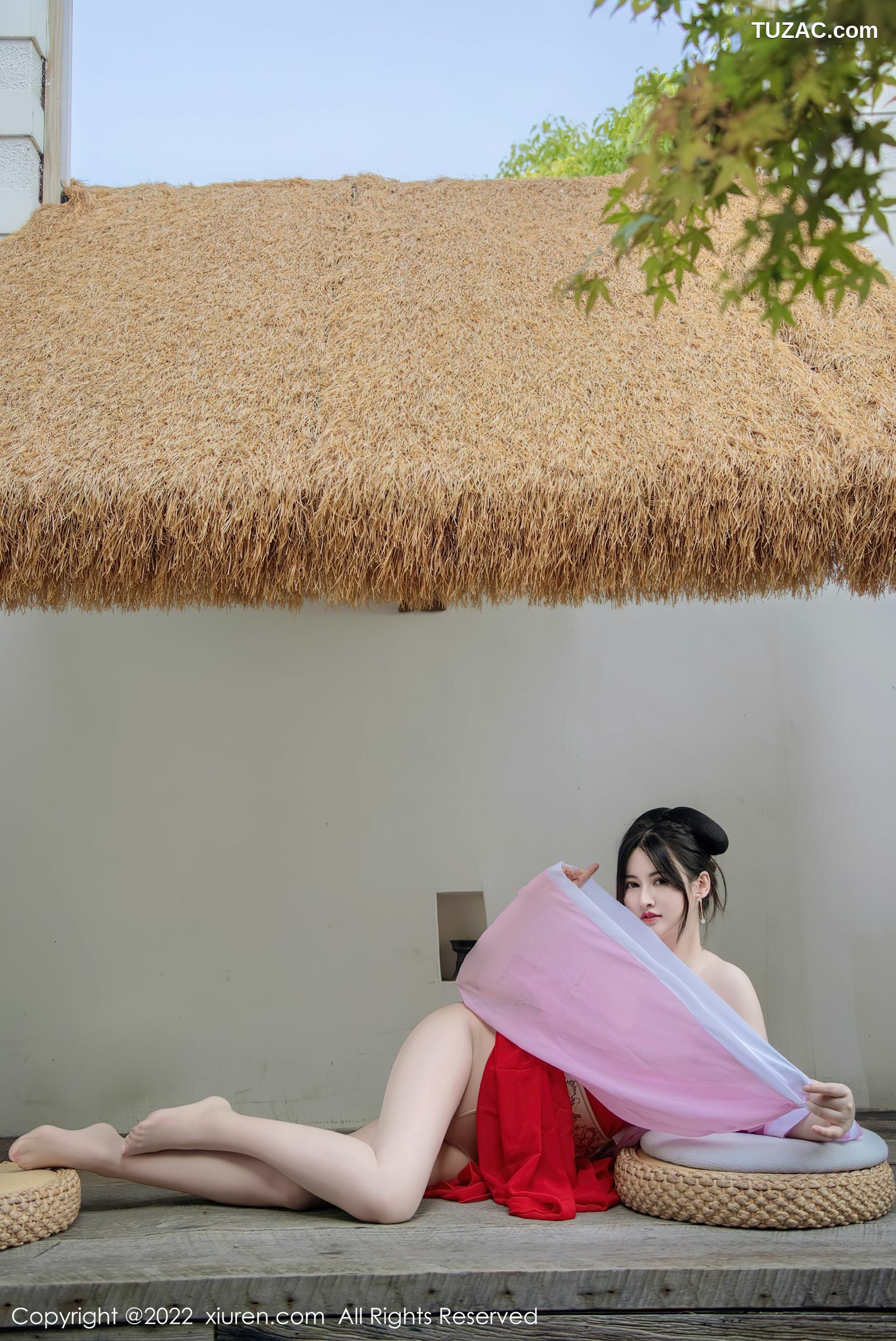 XiuRen-No.5141-诗诗kiki-浅紫色红裙唐装