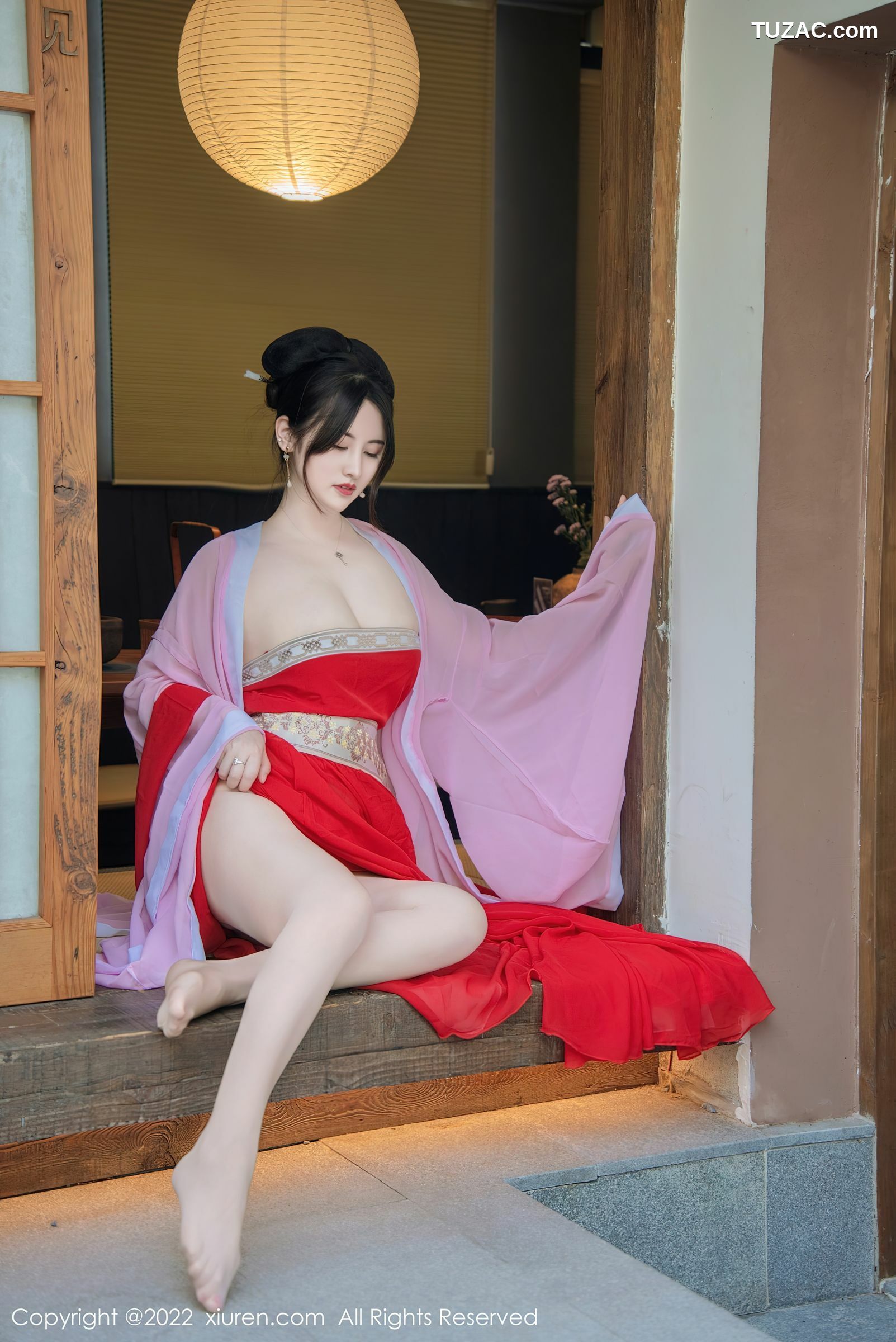 XiuRen-No.5141-诗诗kiki-浅紫色红裙唐装