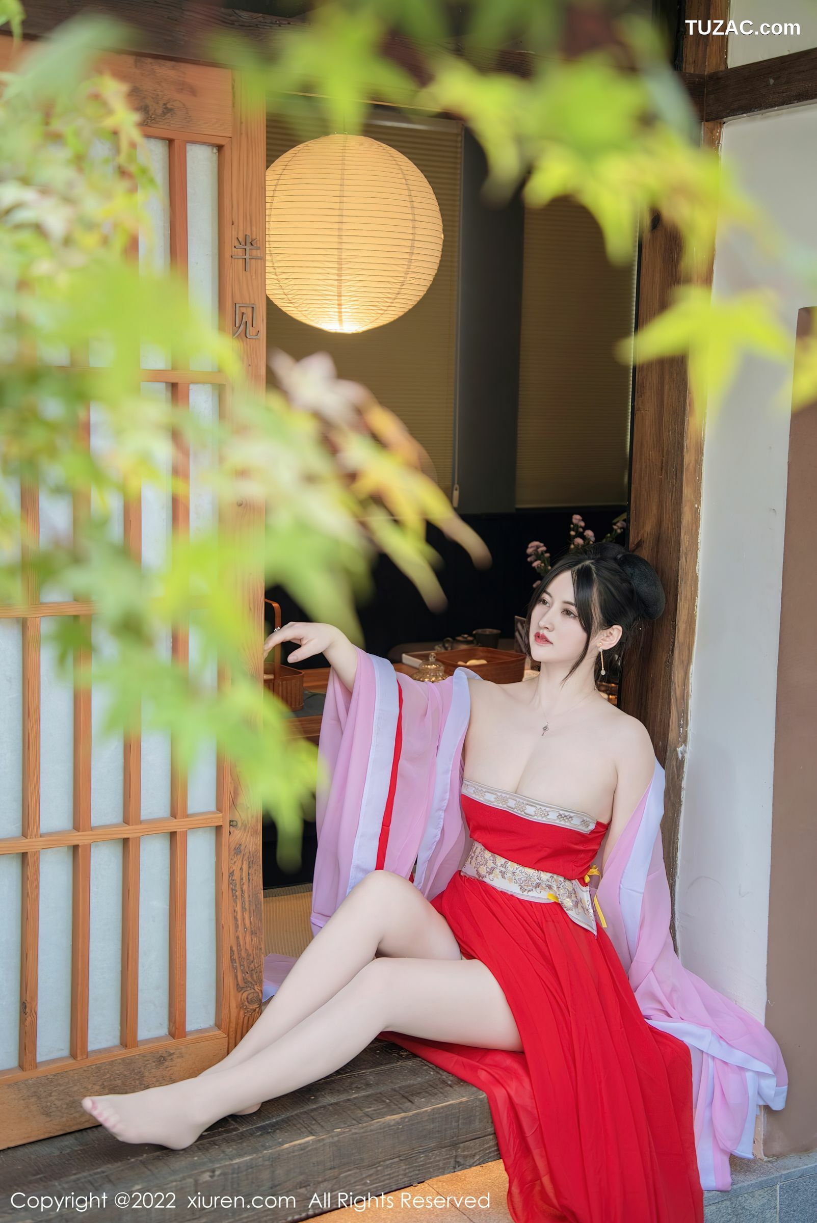 XiuRen-No.5141-诗诗kiki-浅紫色红裙唐装