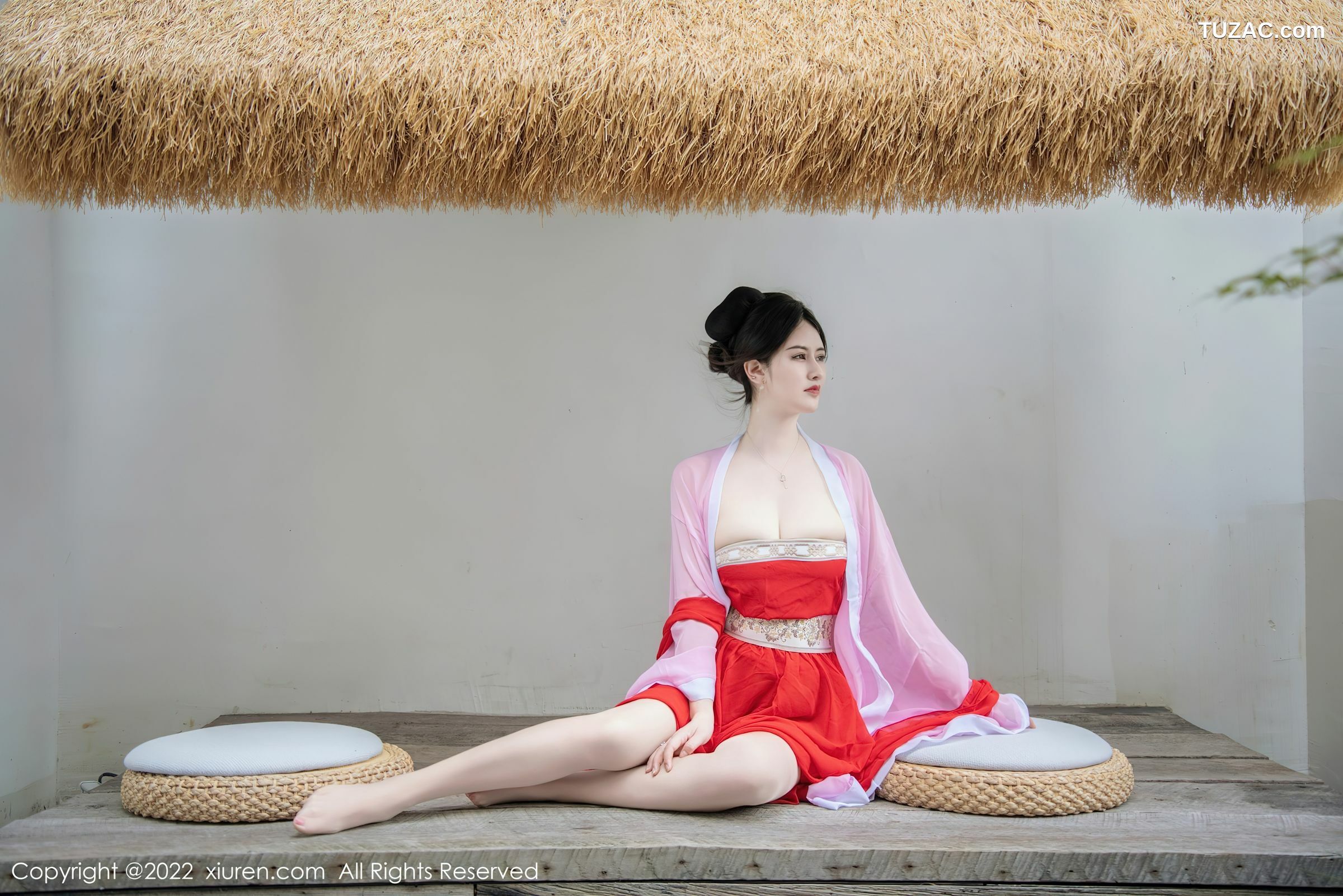 XiuRen-No.5141-诗诗kiki-浅紫色红裙唐装