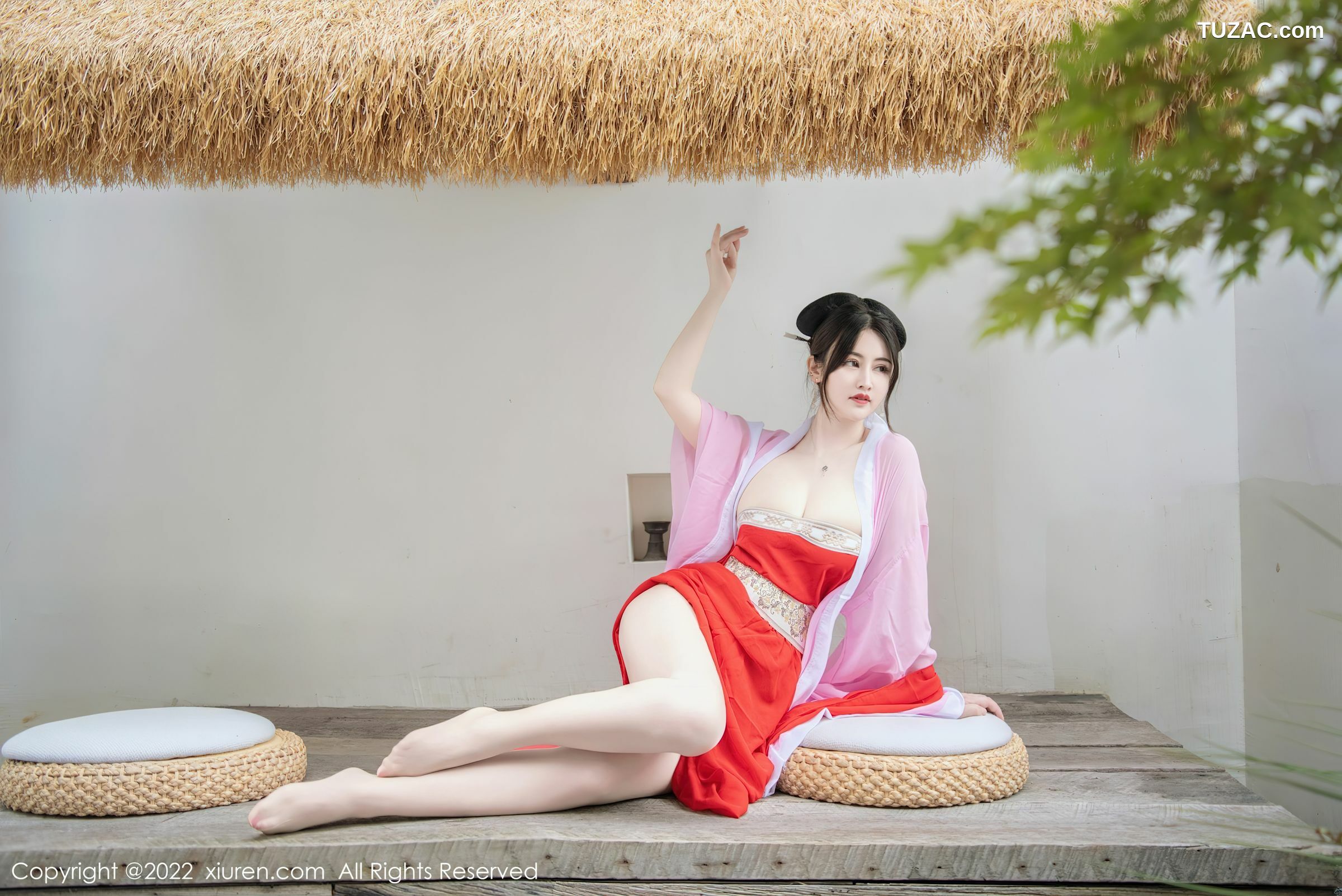 XiuRen-No.5141-诗诗kiki-浅紫色红裙唐装