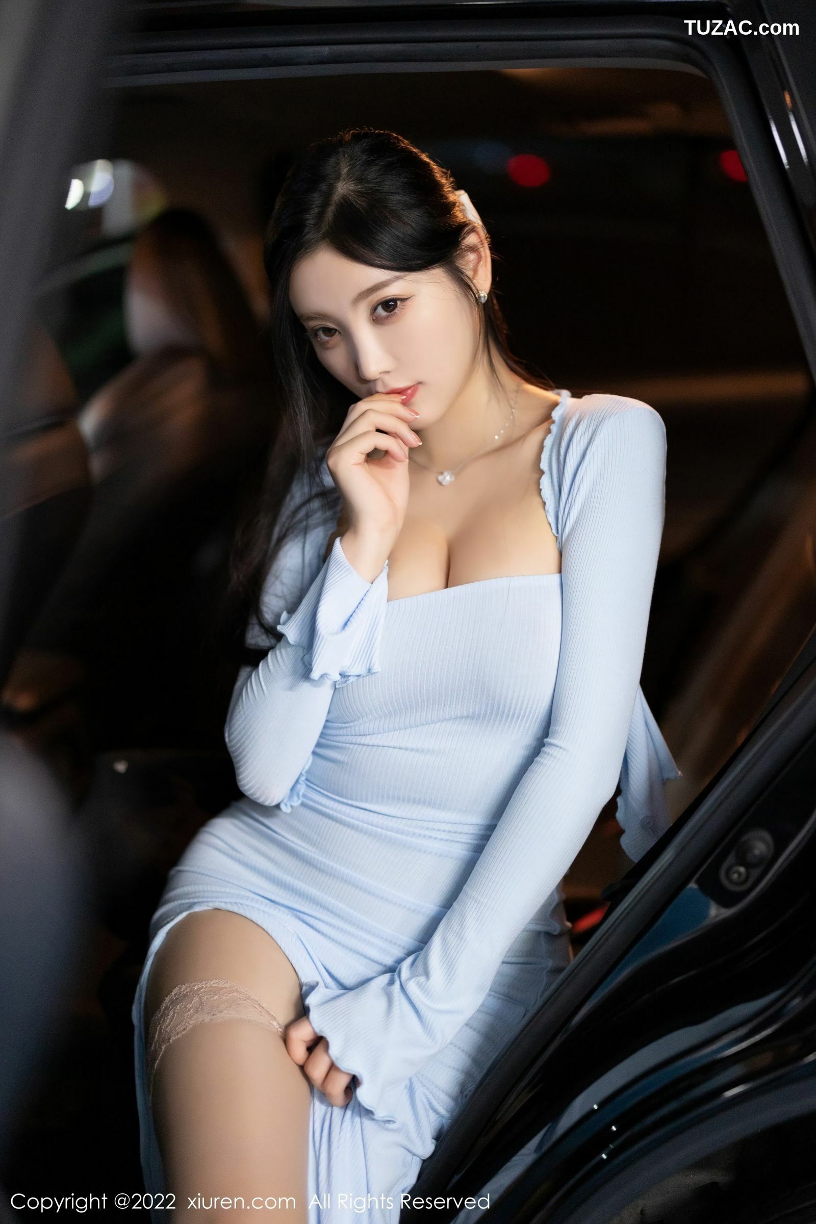 XiuRen-No.5144-杨晨晨-淡蓝长裙肉丝