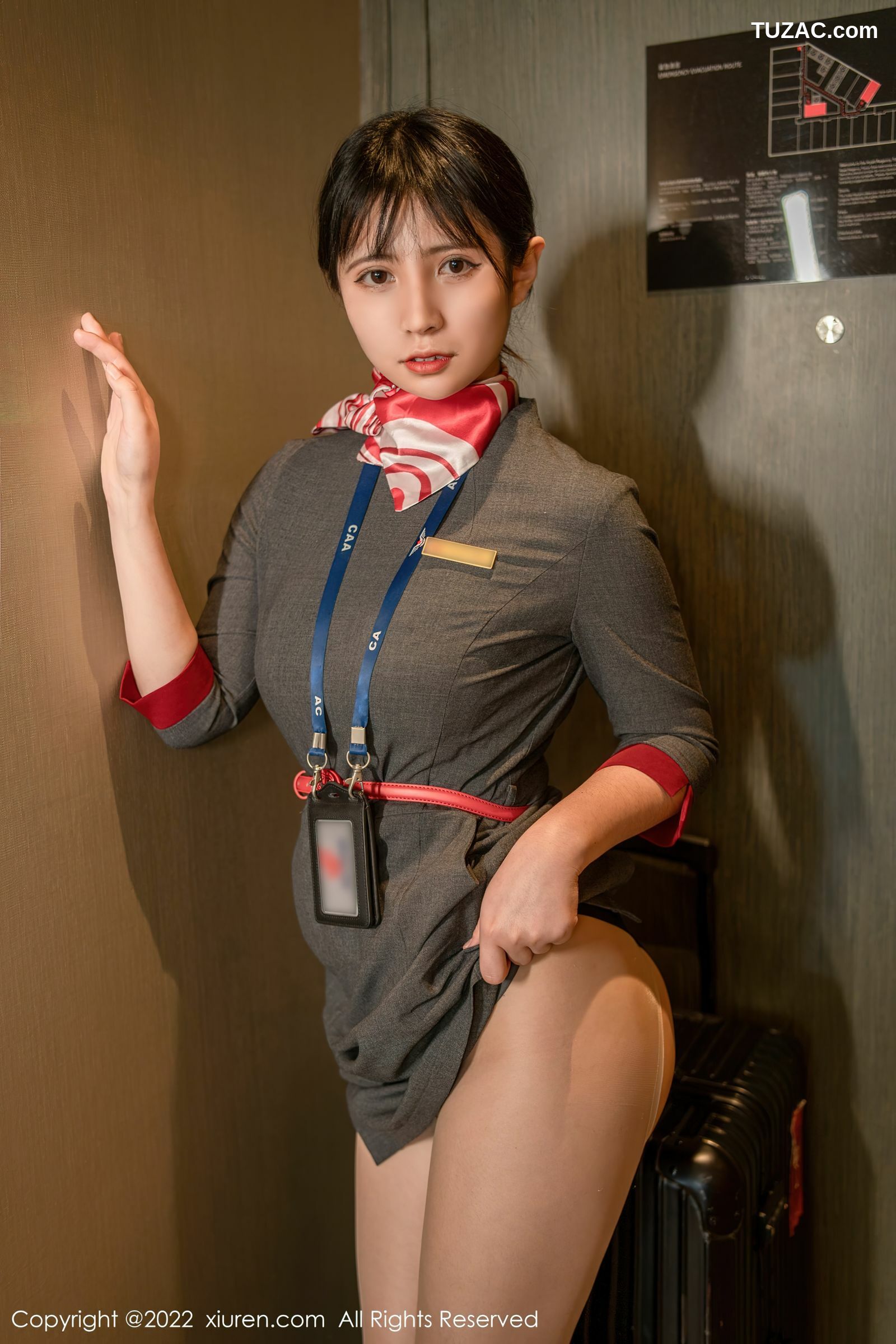 XiuRen-No.5149-久久Aimee-灰黑空姐装黑丝