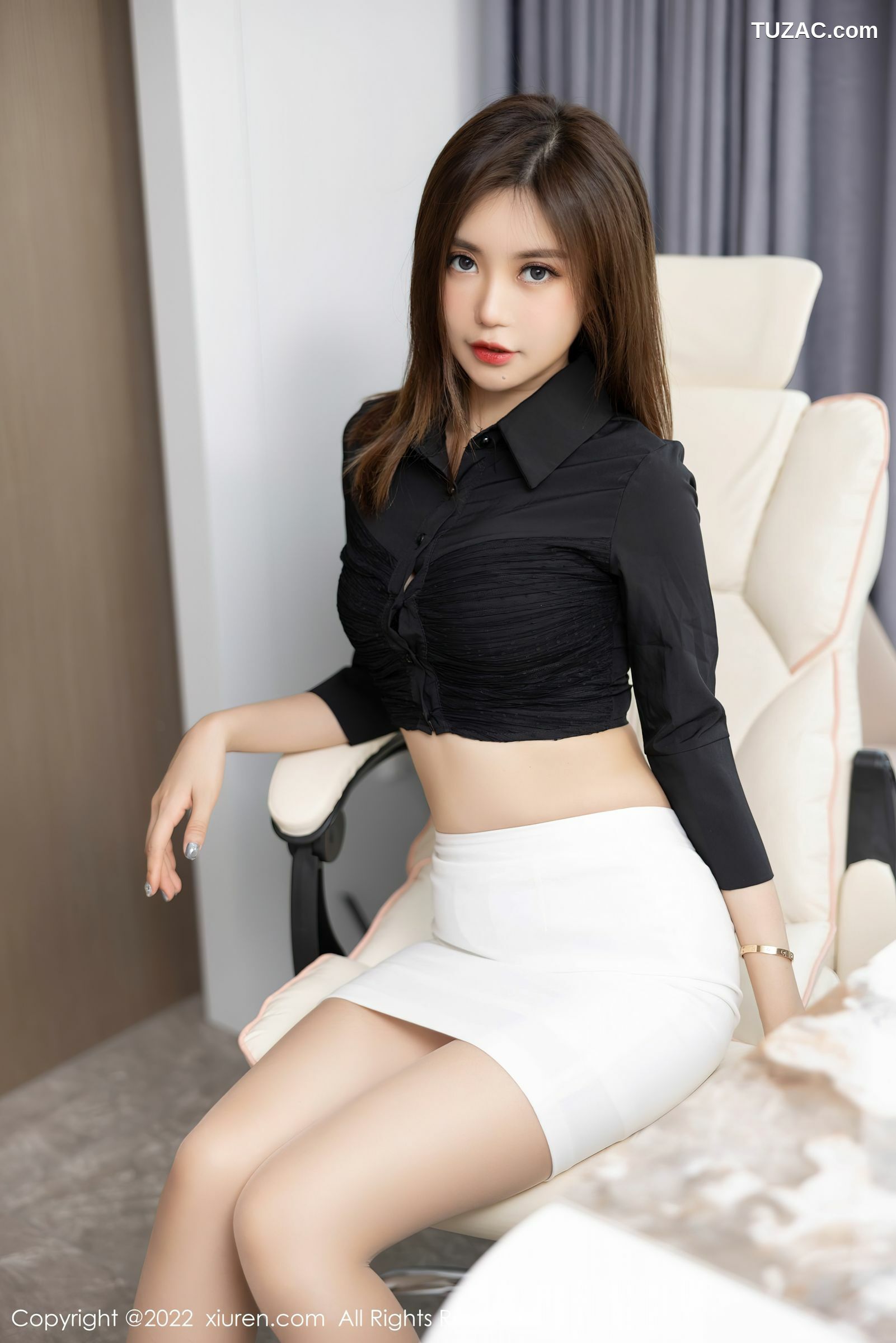 XiuRen-No.5160-绮里嘉-黑短上衣白短裙黑内衣肉丝