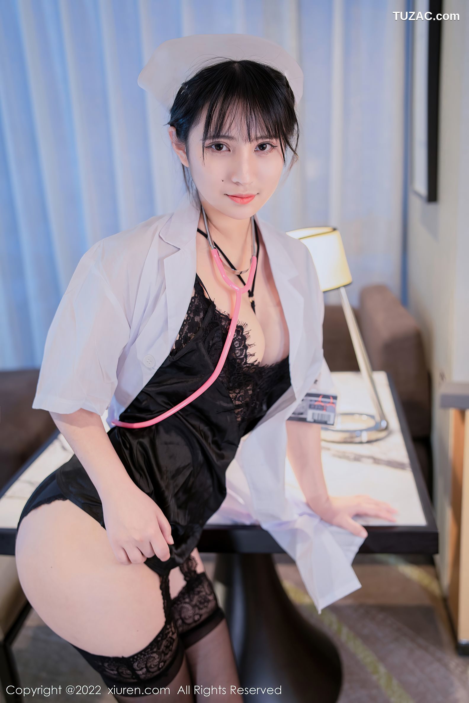 XiuRen-No.5202-久久Aimee-护士黑丝