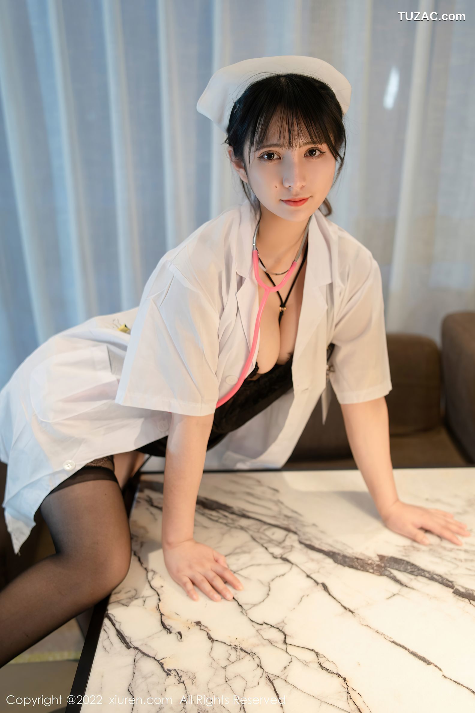 XiuRen-No.5202-久久Aimee-护士黑丝