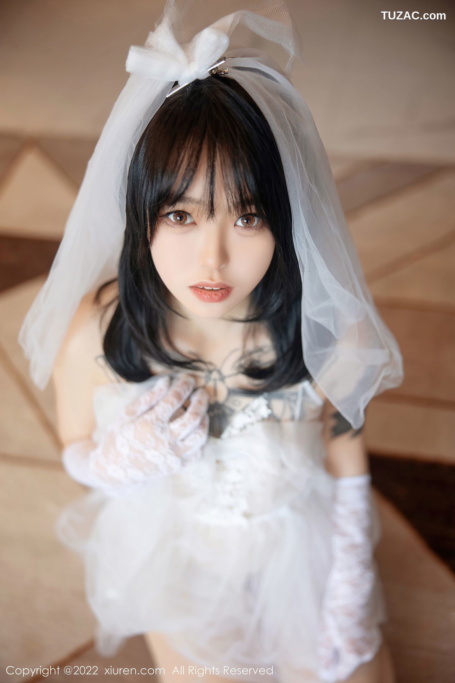 XiuRen-No.5212-奶瓶-性感婚纱