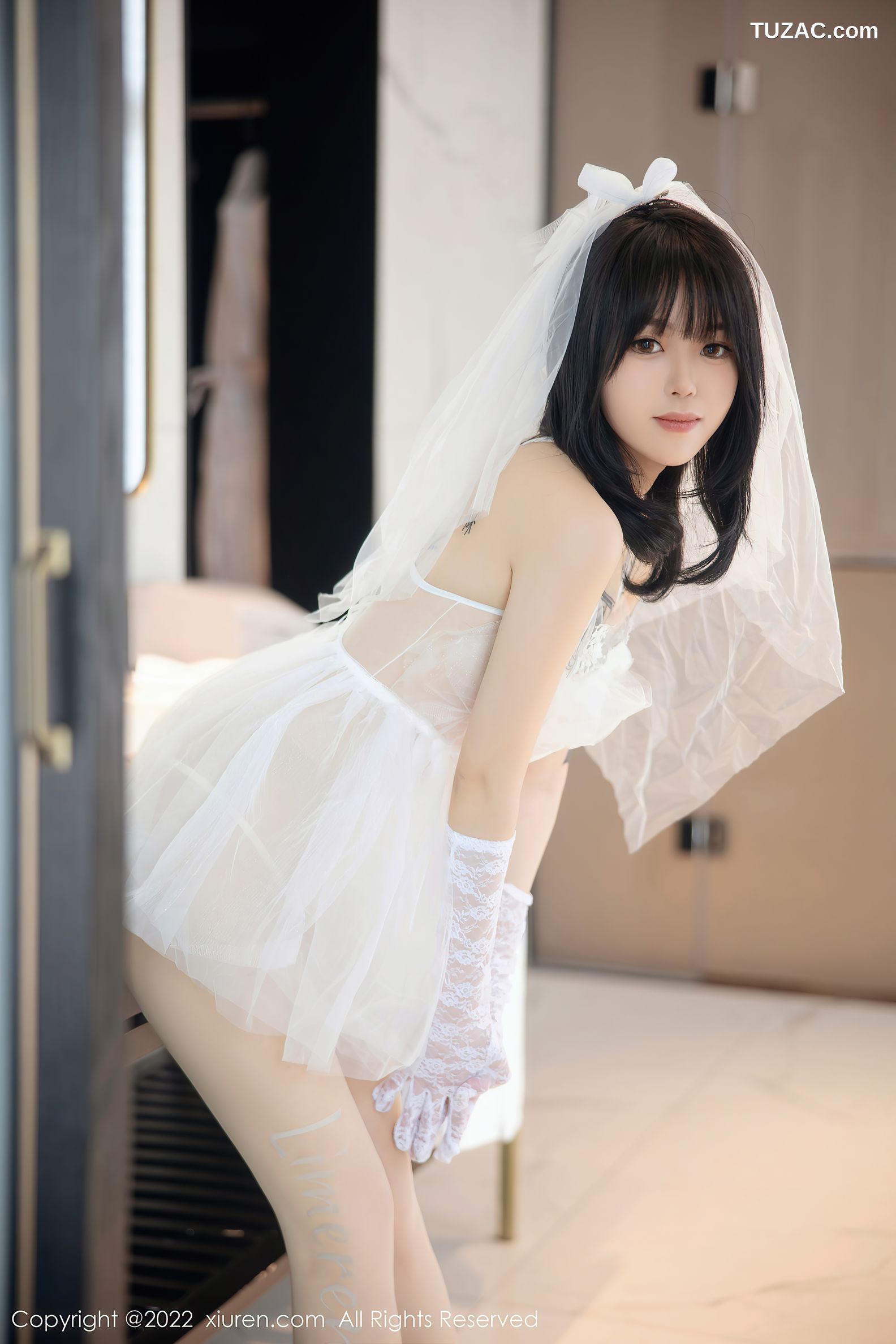 XiuRen-No.5212-奶瓶-性感婚纱