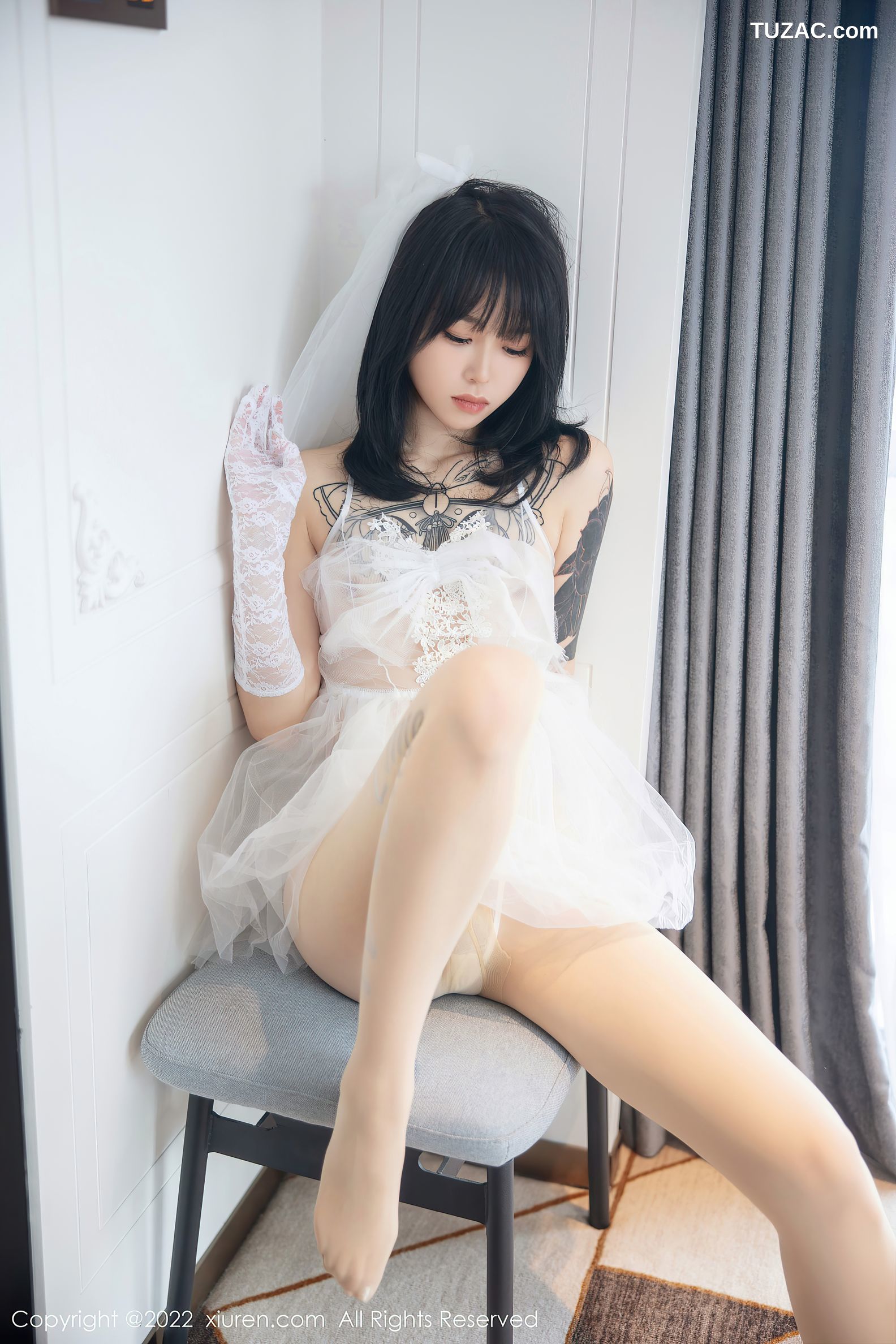 XiuRen-No.5212-奶瓶-性感婚纱