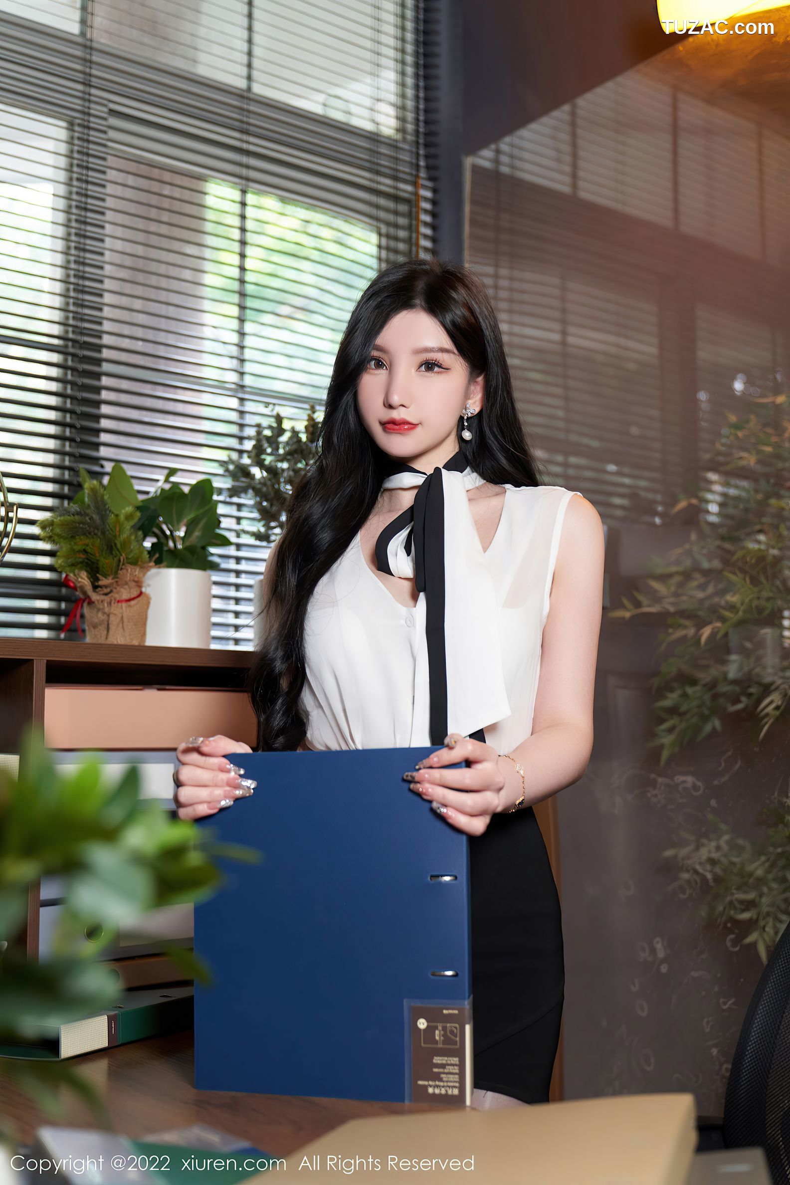 XiuRen-No.5217-周于希-Sally-秘书装