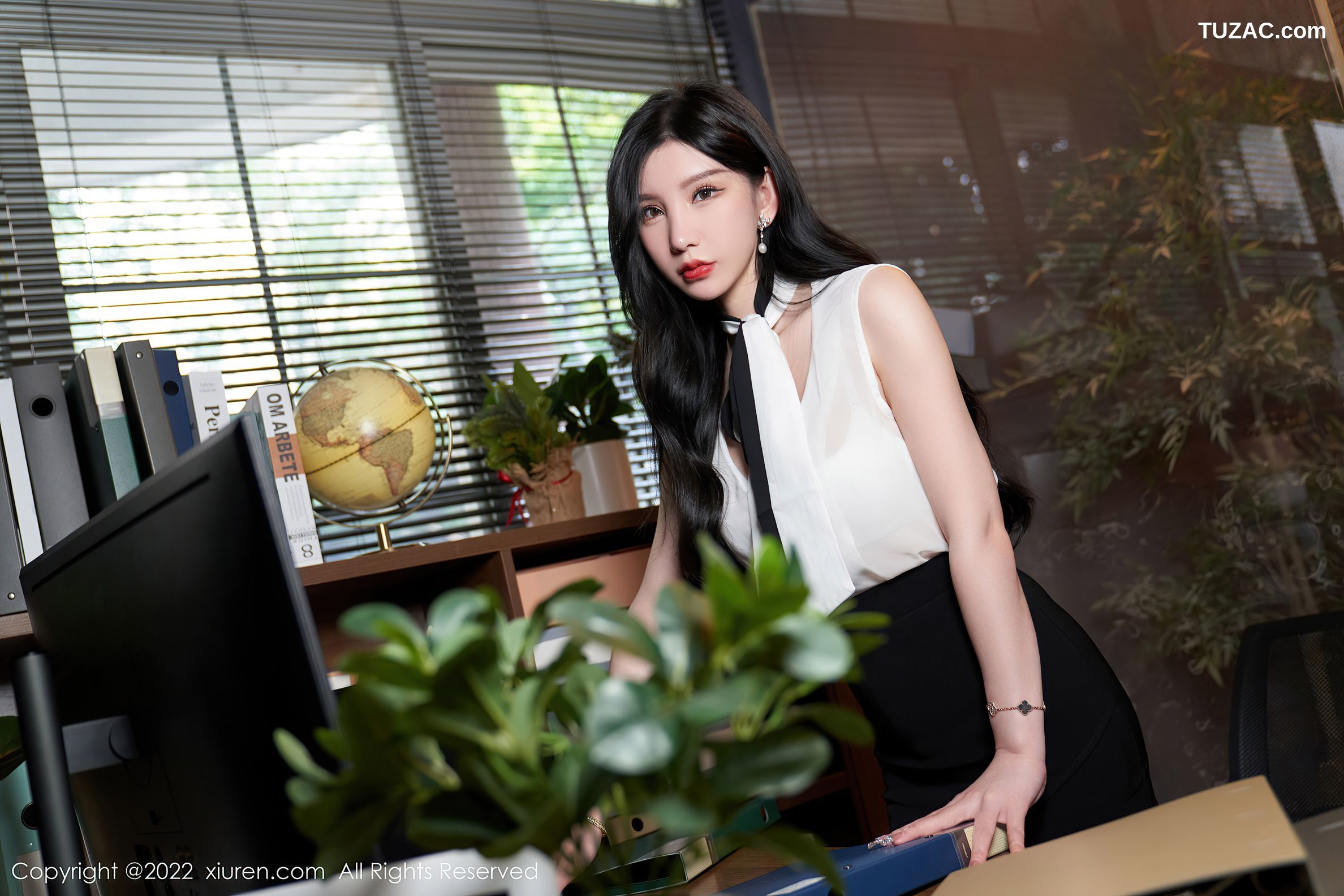 XiuRen-No.5217-周于希-Sally-秘书装