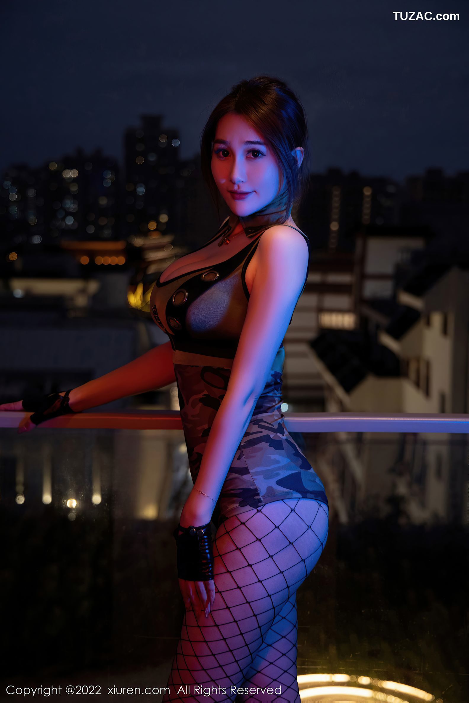 XiuRen-No.5234-宥利-短款迷彩服黑色网丝