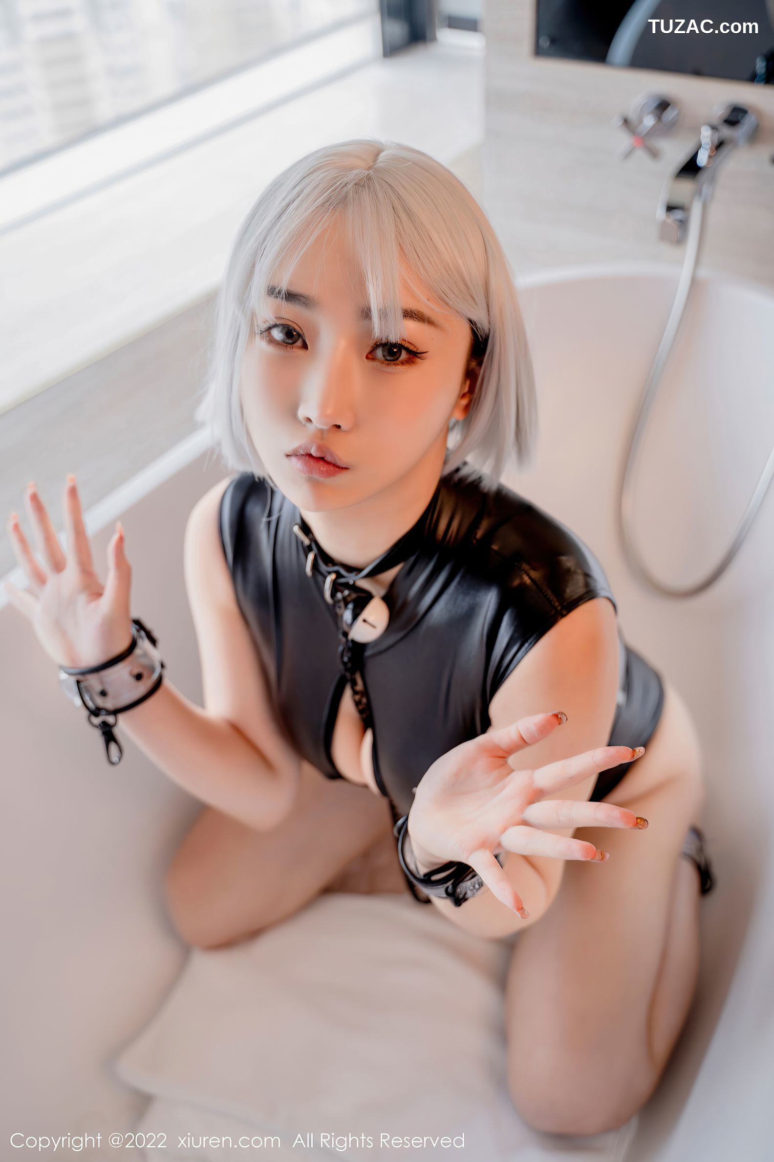 XiuRen-No.5272-西门小玉-黑色皮质情趣内衣