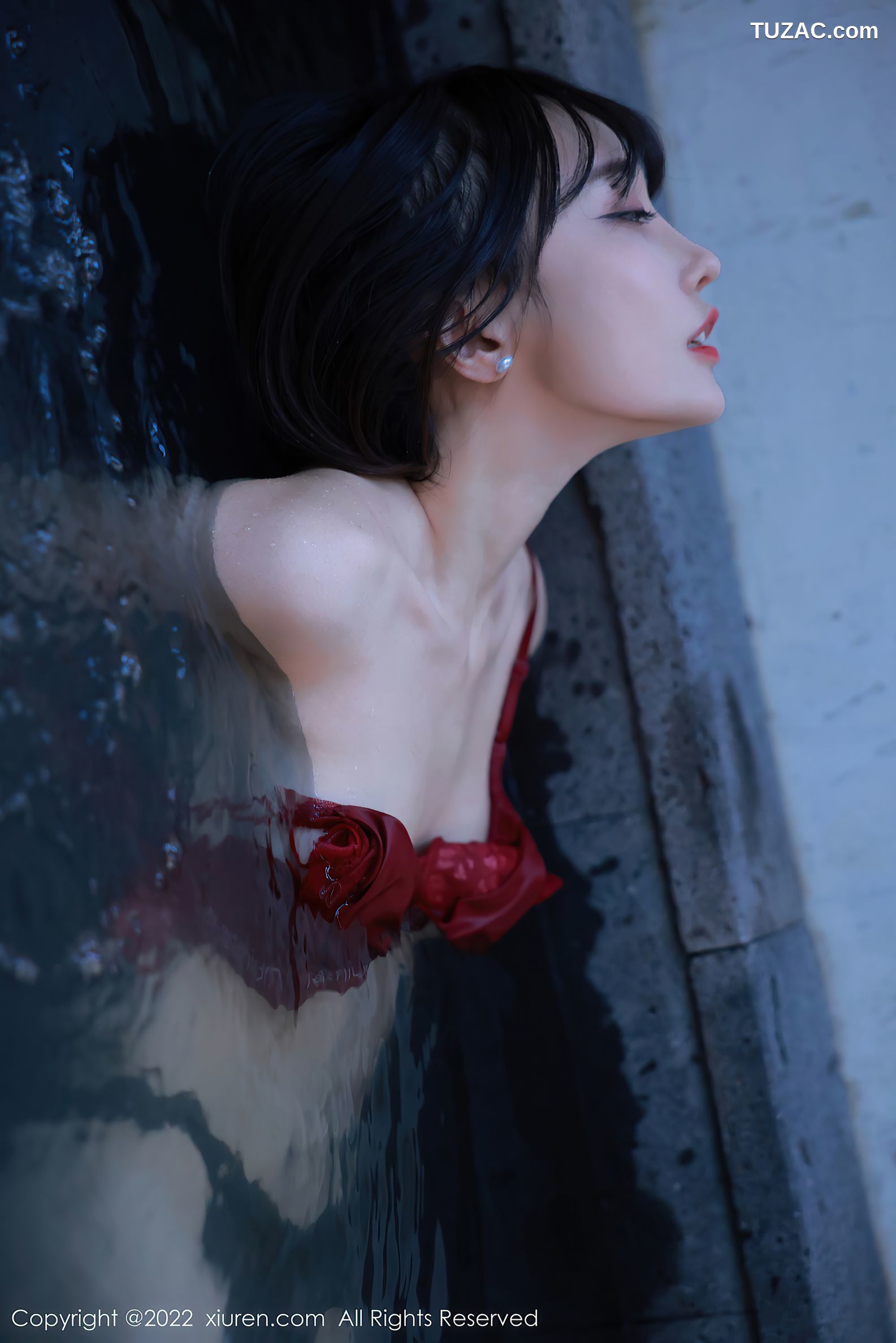 XiuRen-No.5283-玥儿玥-褐薄衫红bra黑丝