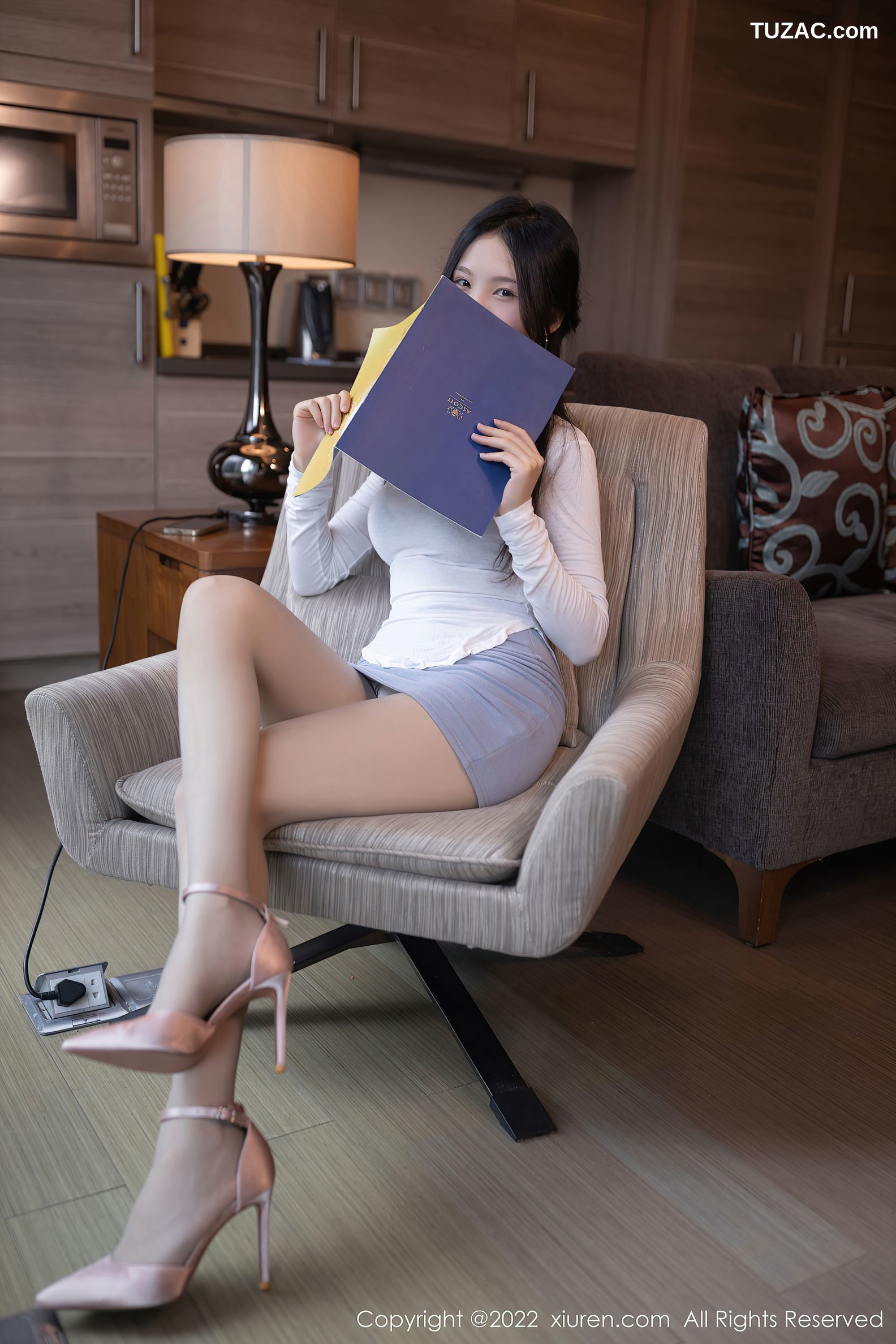 XiuRen-No.5305-利世-白衣短裙女友装