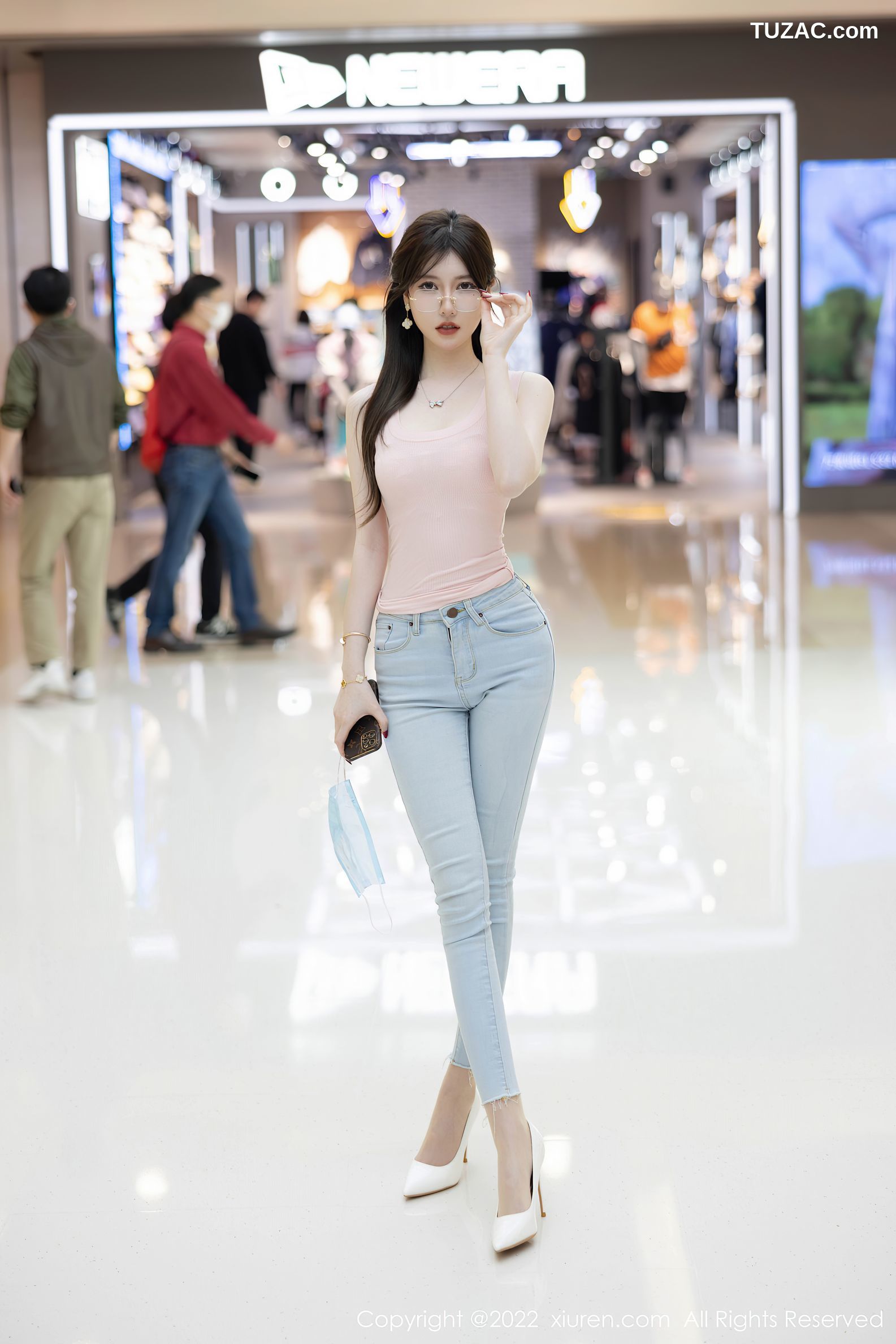 XiuRen-No.5306-美桃酱-性感厨娘