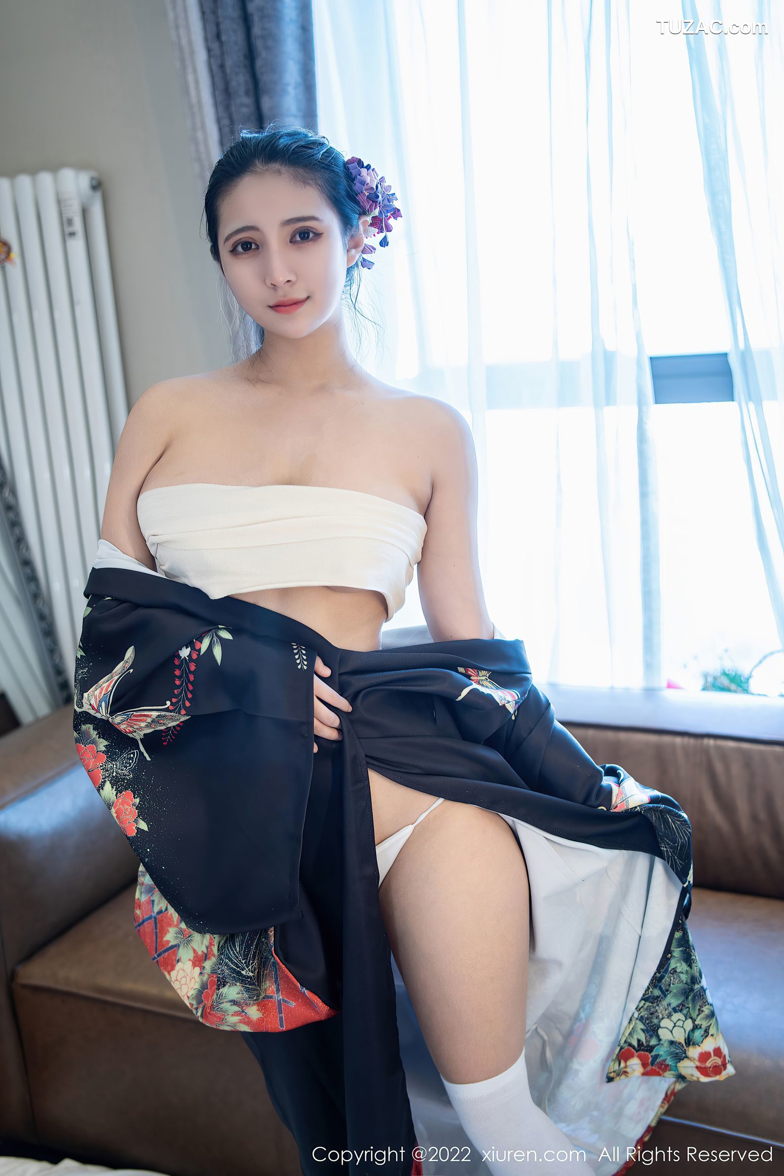 XiuRen-No.5309-久久Aimee-和服下的动人身体