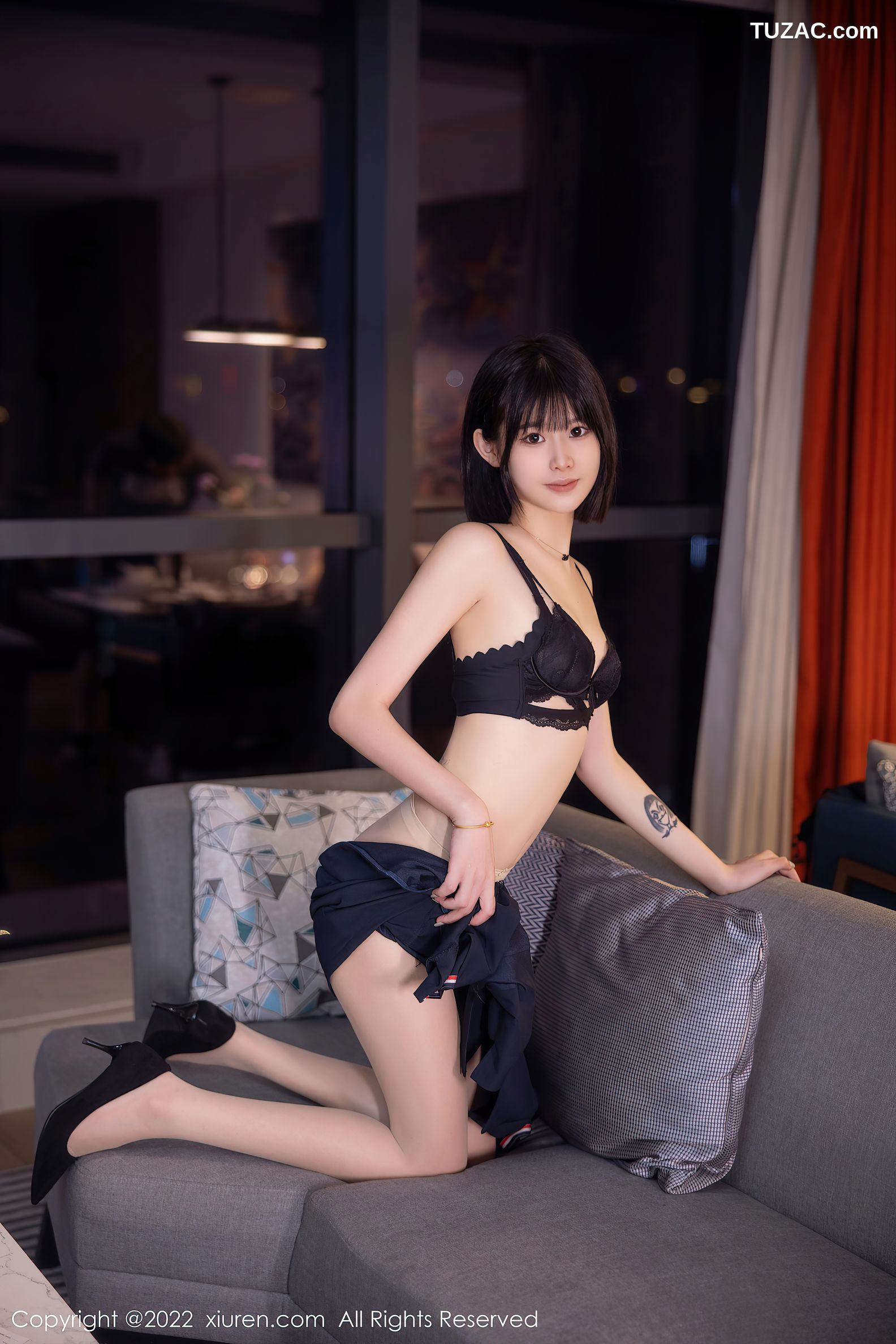XiuRen-No.5329-77qiqi-蓝色裙装黑丝